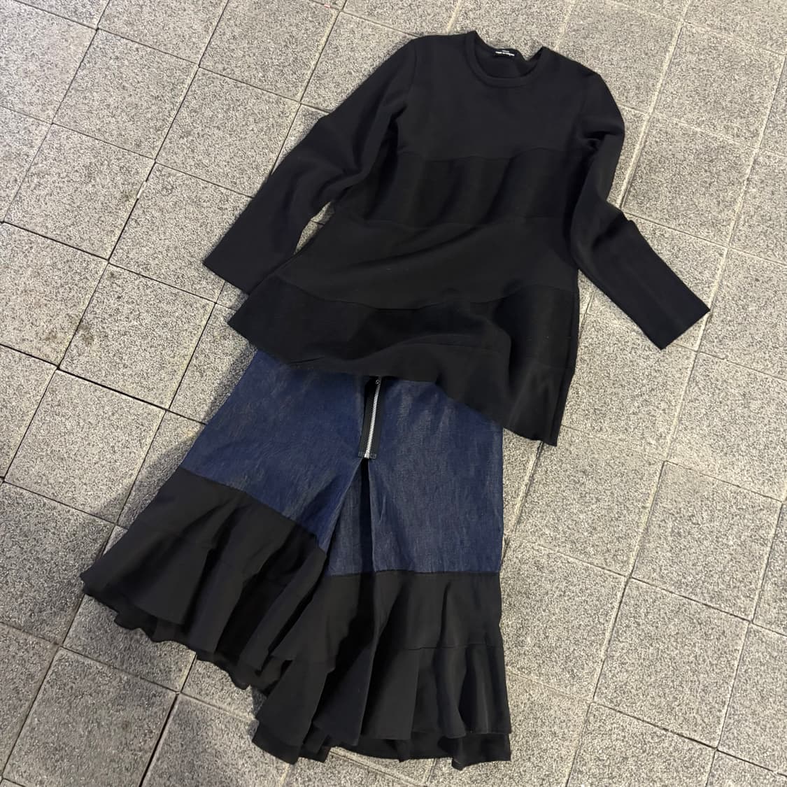 꼼데가르송 트리콧 비대칭 패널 롱 니트 상품이미지9