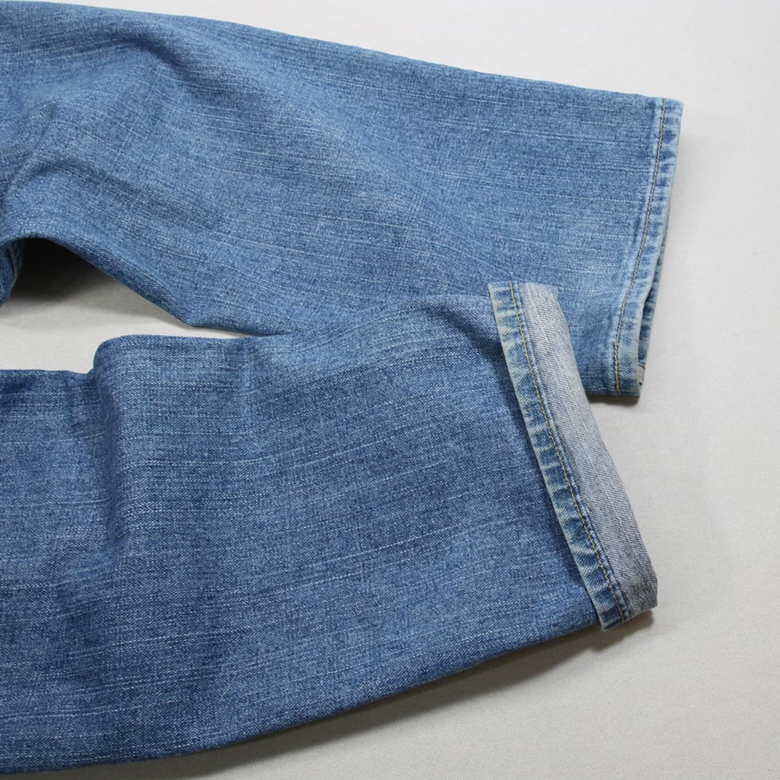 (착용컷) 리바이스 533 (남성용 31) 상품이미지10