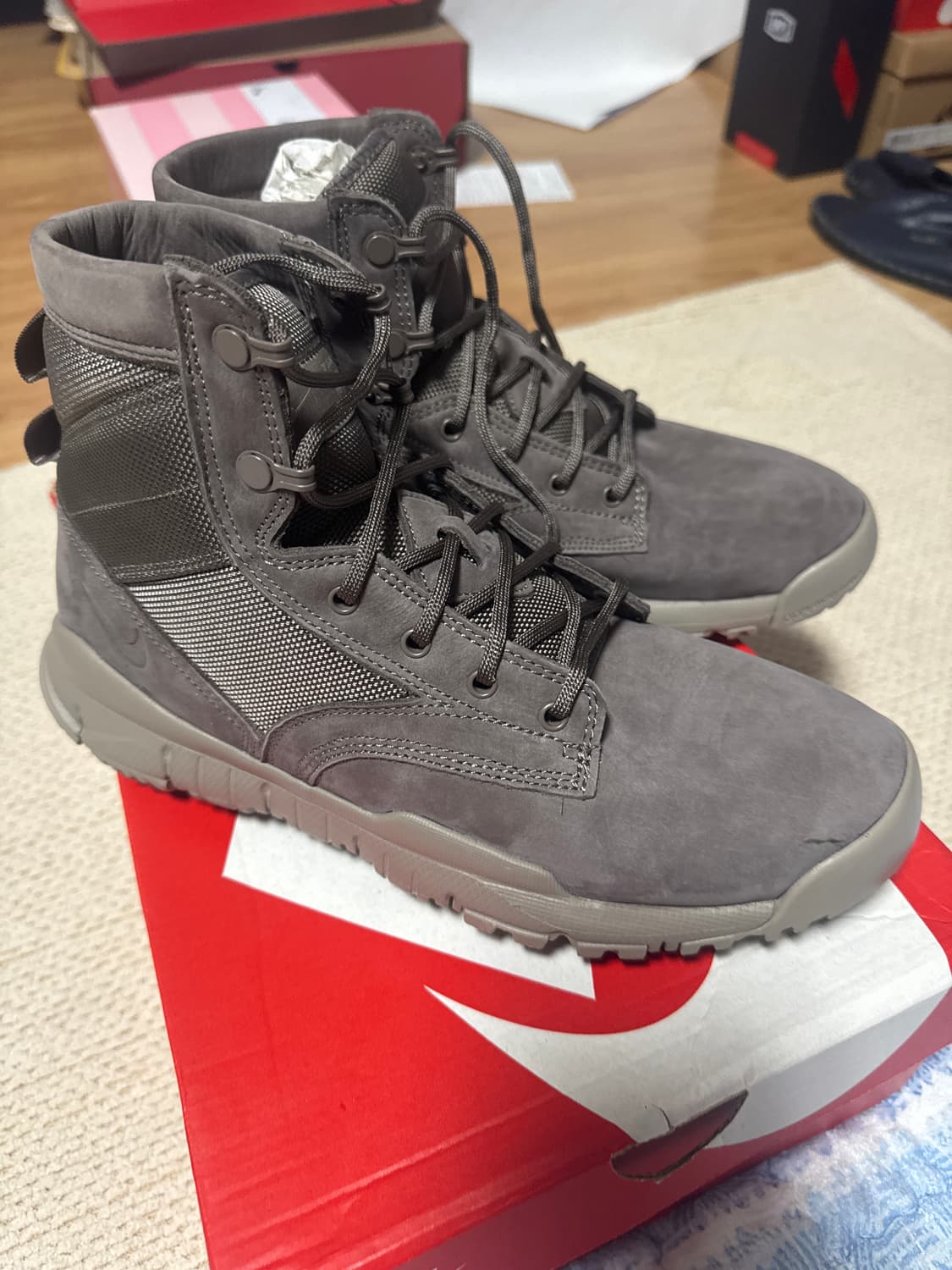 나이키 SFB 레더 부츠 다크 머쉬룸 265mm 862507-201  상품이미지3