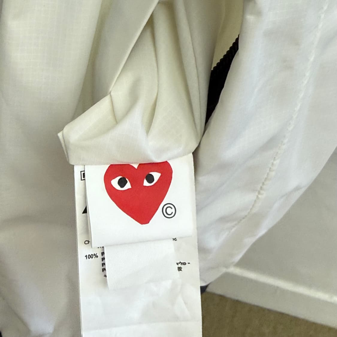 꼼데가르송 X kway 콜라보 윈드브레이커 L 상품이미지3