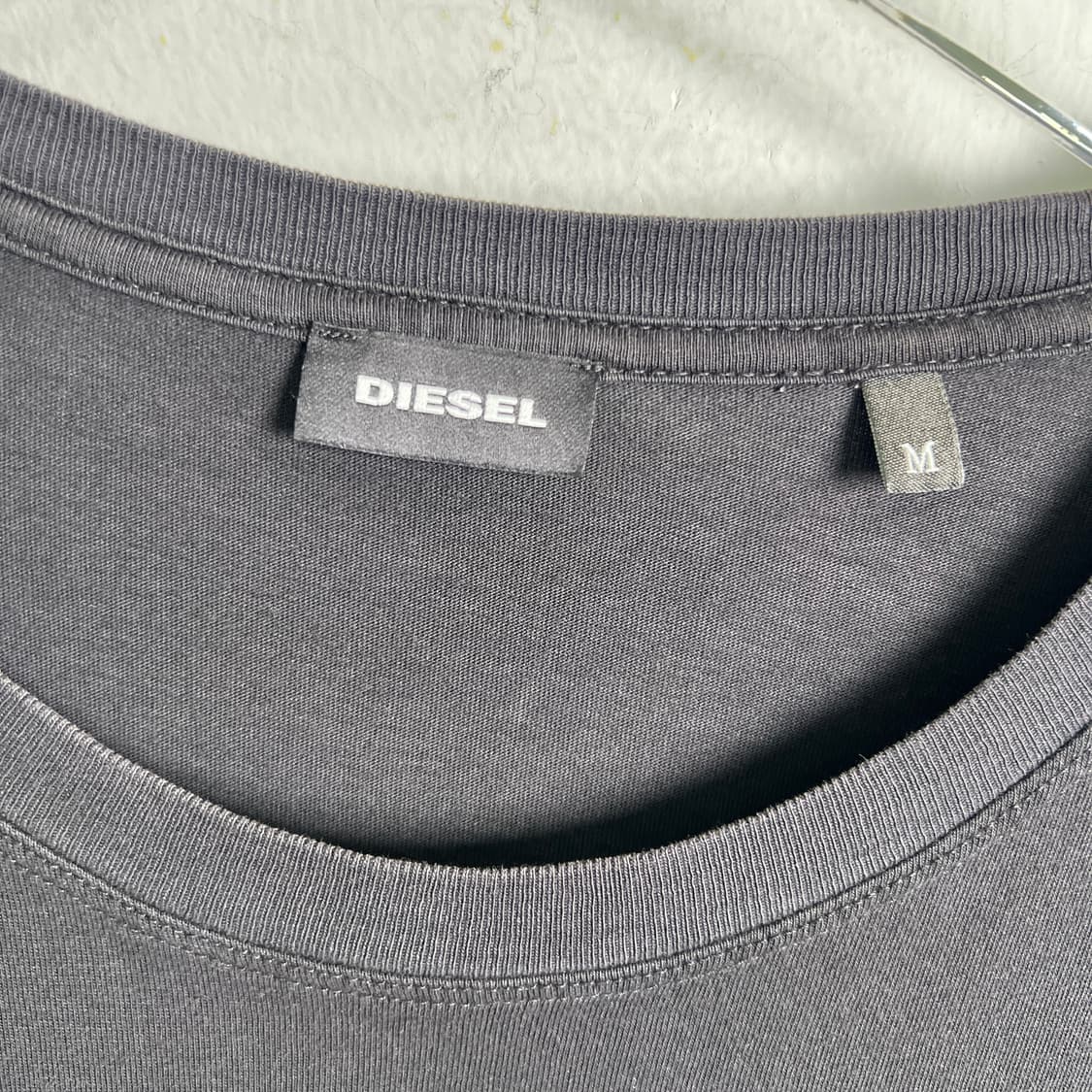 diesel 디젤 플레임 로고 반팔 티셔츠 M 상품이미지4