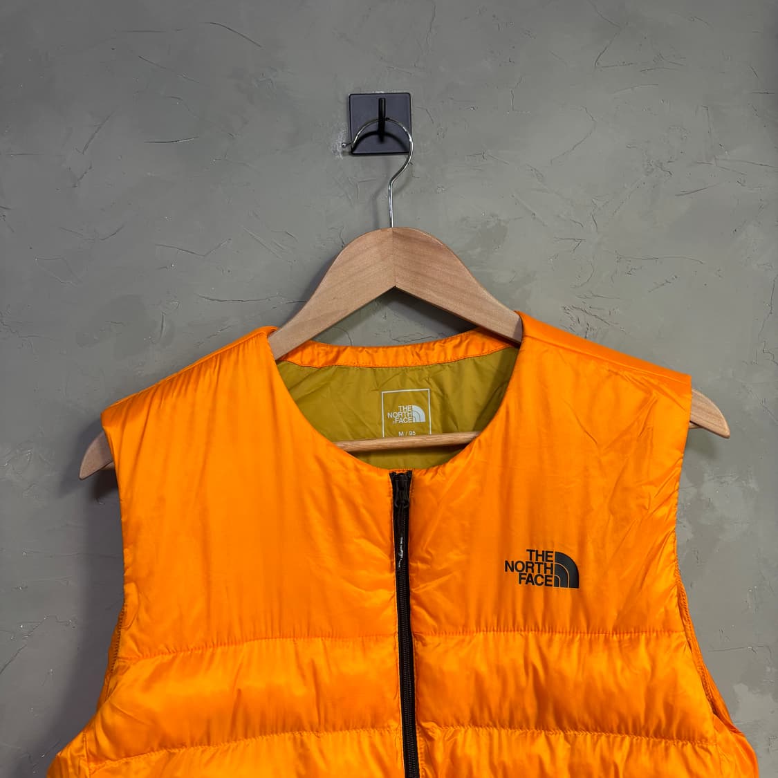 노스페이스 티볼 에어 다운 패딩 조끼 상품이미지2