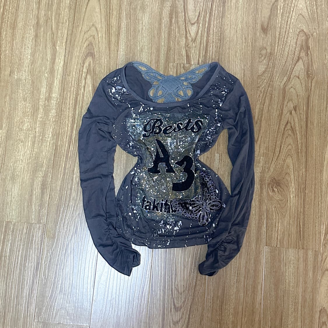 빈티지 나비 글리터 레터링 티셔츠 오네갸루 로걀 라떼 긱시크 오리엔탈 상품이미지1