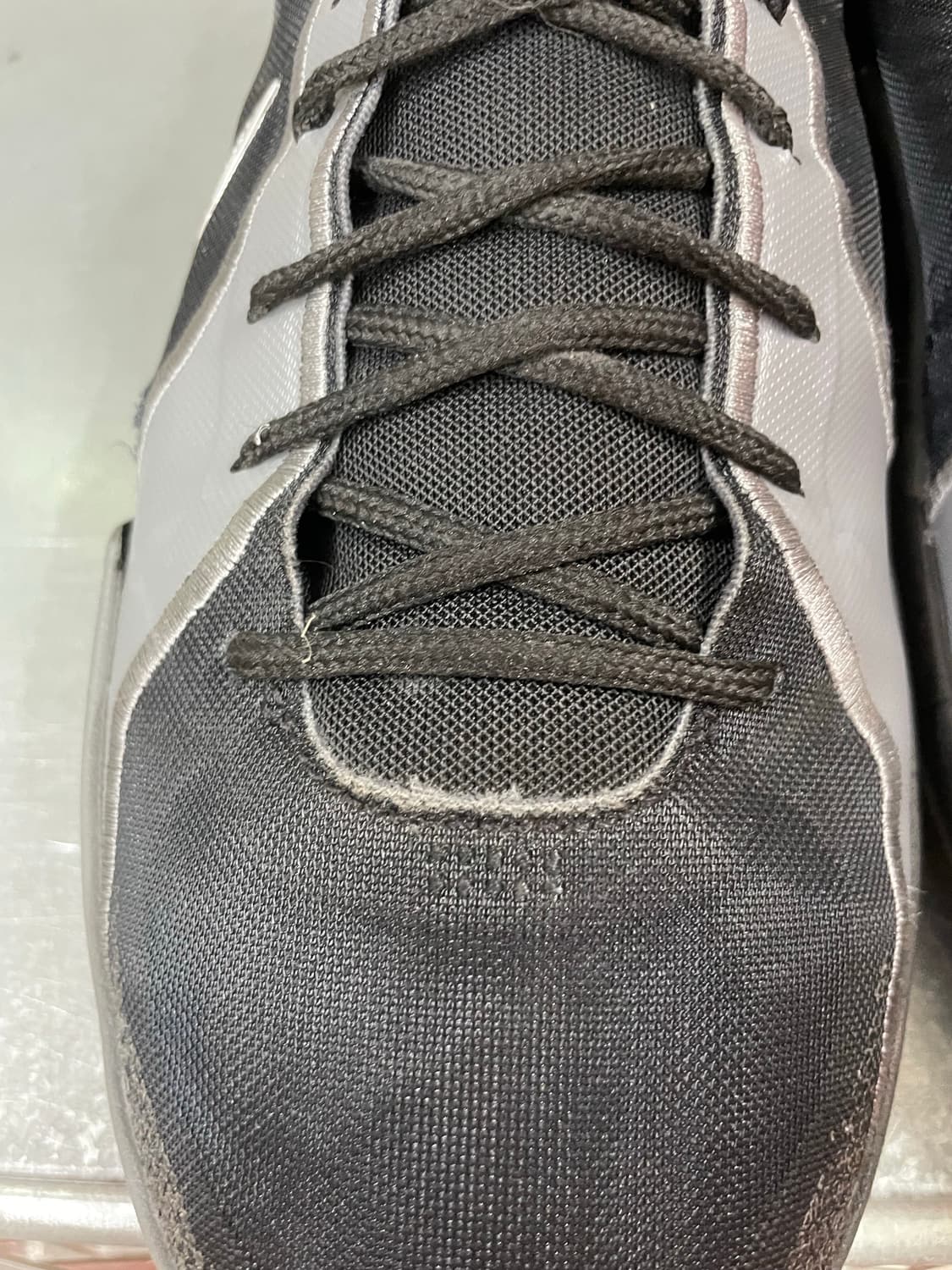 나이키 사브리나 2 미러드 300 상품이미지10