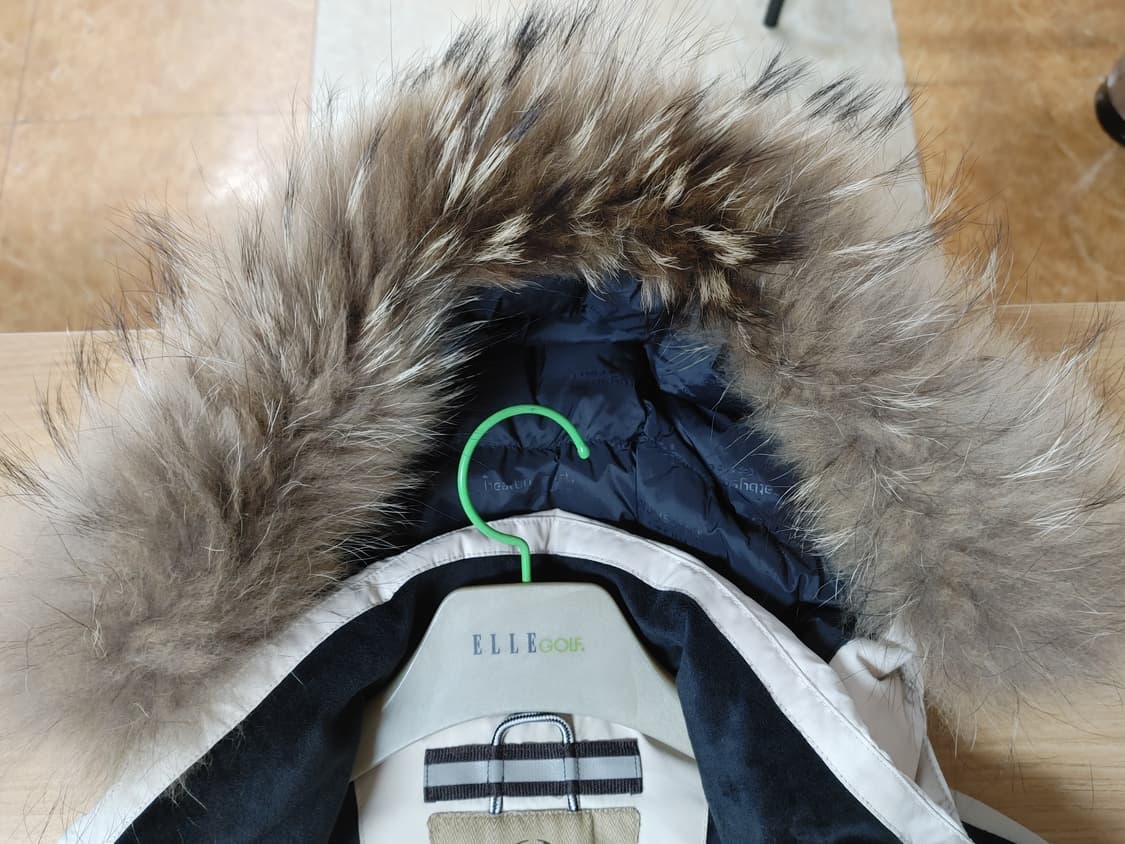 EiDER 아이더 여성  라쿤털 후드 숏패딩 상품이미지6