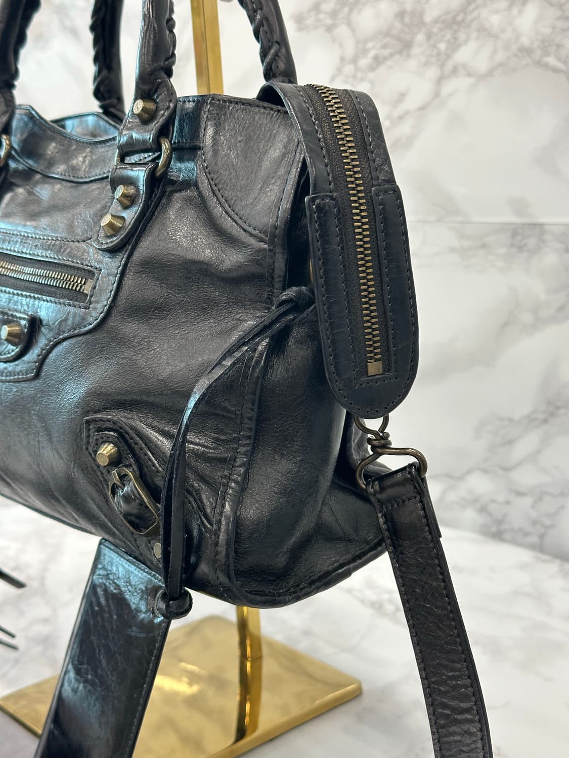 발렌시아가 모터 시티백 블랙 상품이미지3