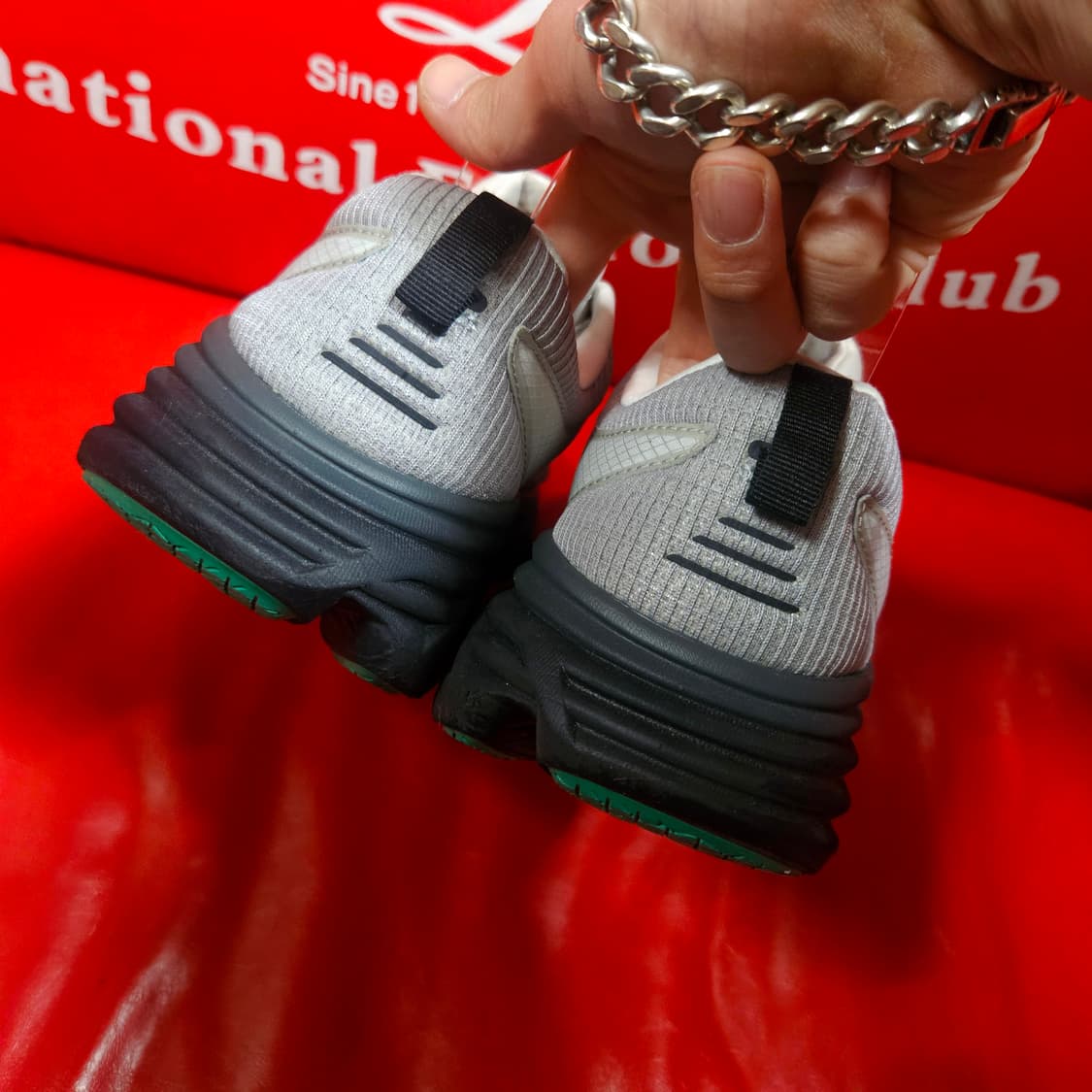 호카(Hoka) 본디 8TS 하버 미스트 255size 상품이미지4