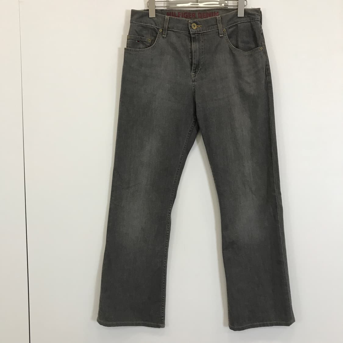 타미힐피거 그레이 스트레이트데님 [34인치] 상품이미지1