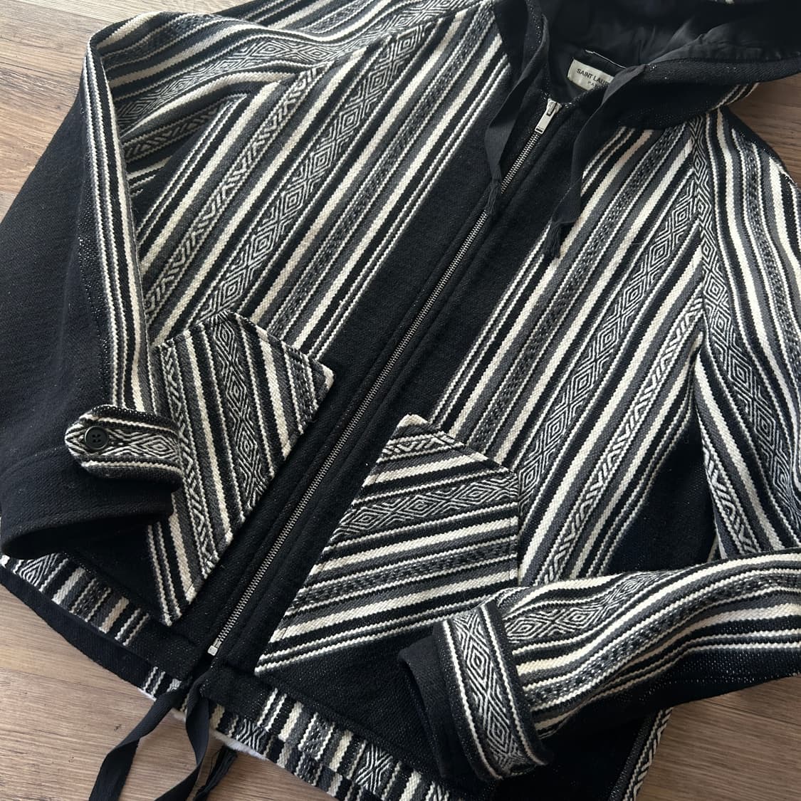 생로랑 자카드 후드 자켓 상품이미지4