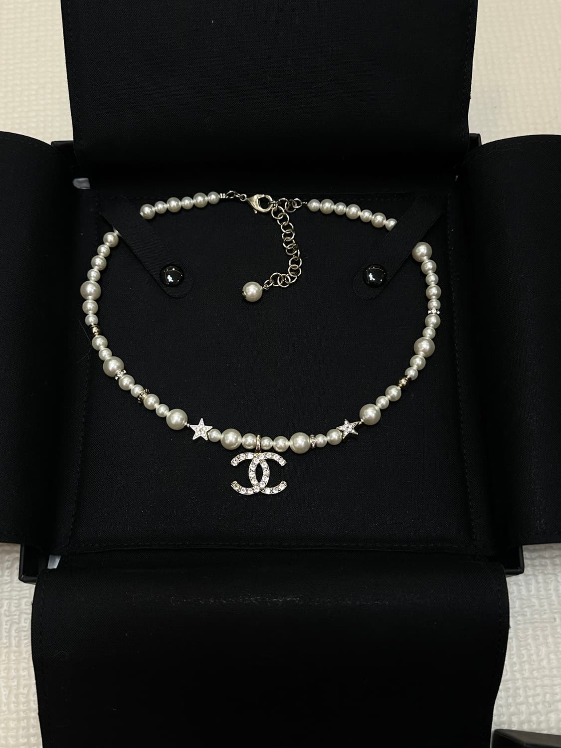 샤넬 진주 초커 chanel 별 초커 cc로고 상품이미지3