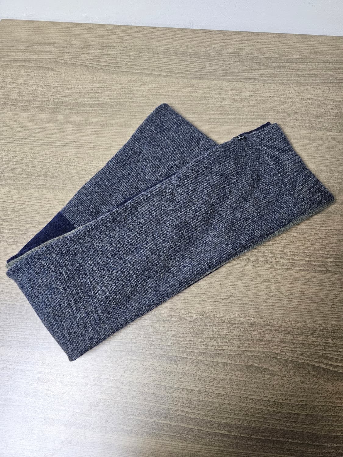 스톤아일랜드 매장판 머플러 상품이미지1