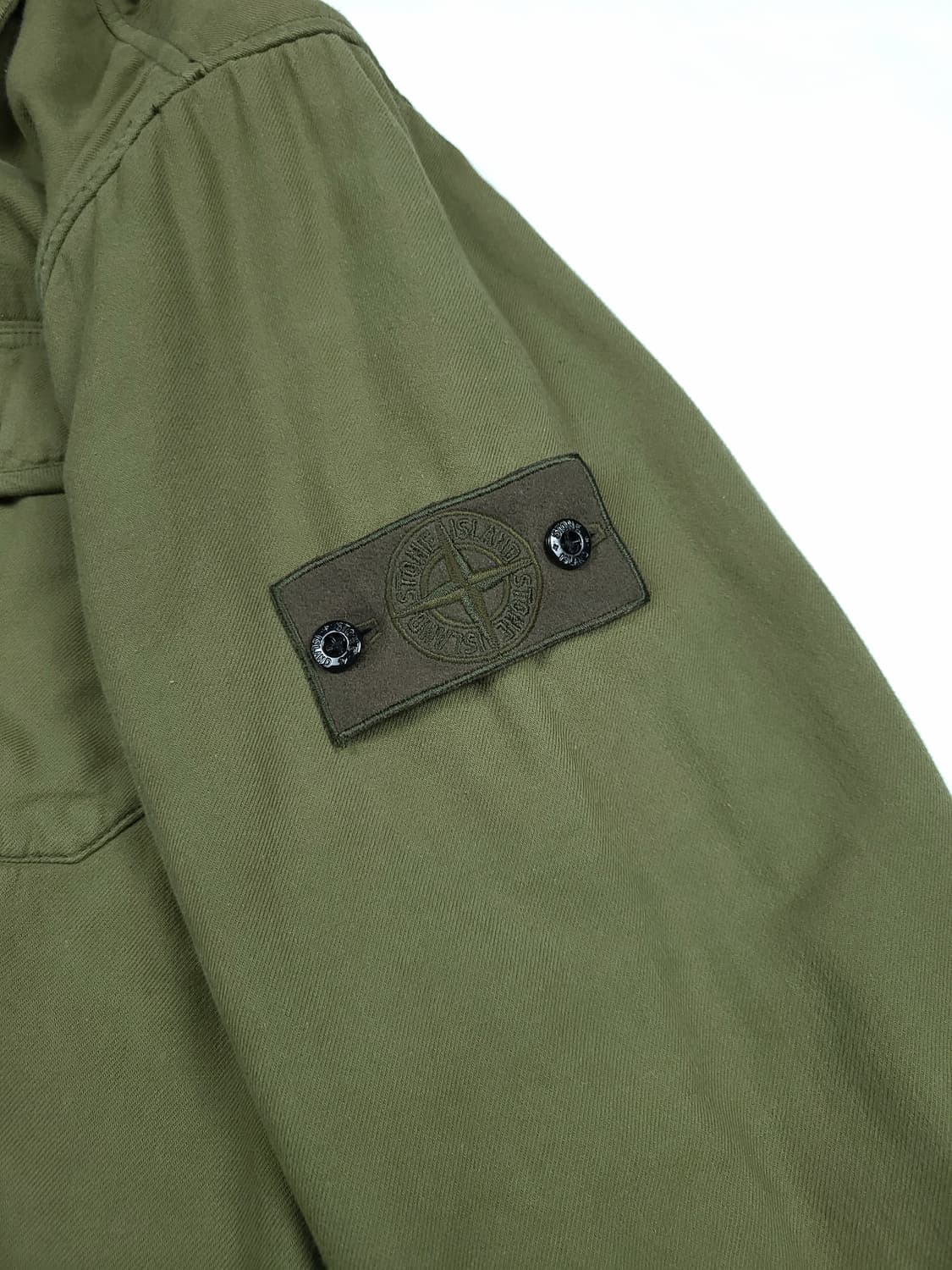 스톤아일랜드 셔츠형 퀼팅자켓 상품이미지3