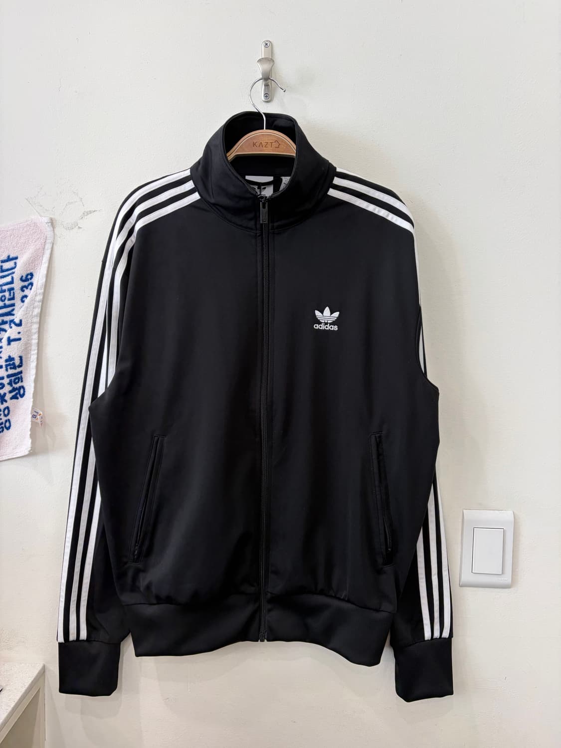 17. 아디다스 신형져지 트랙탑 상품이미지1