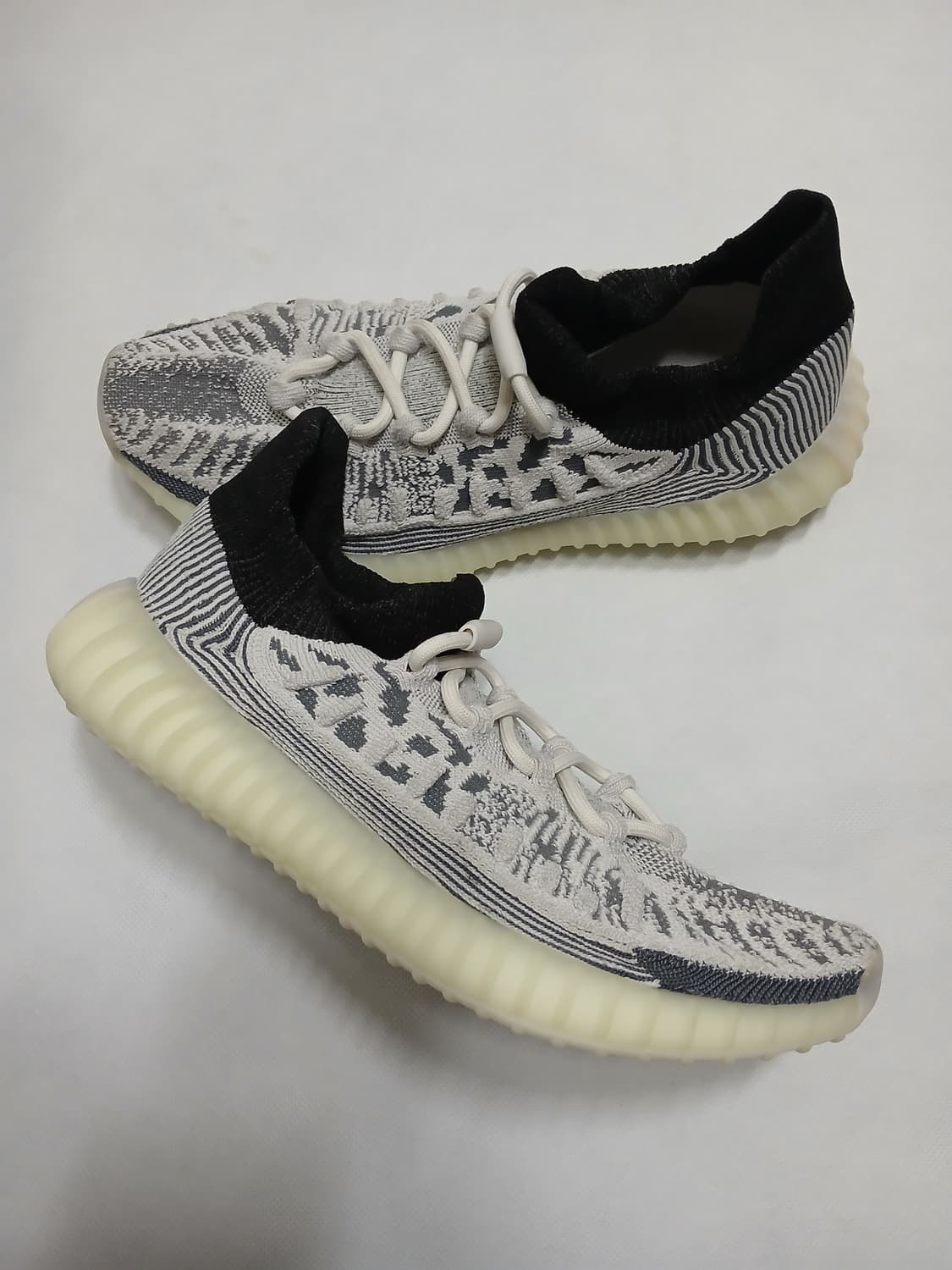 아디다스 / 이지 350 V2 컴팩트 슬레이트 화이트 / 270 상품이미지9