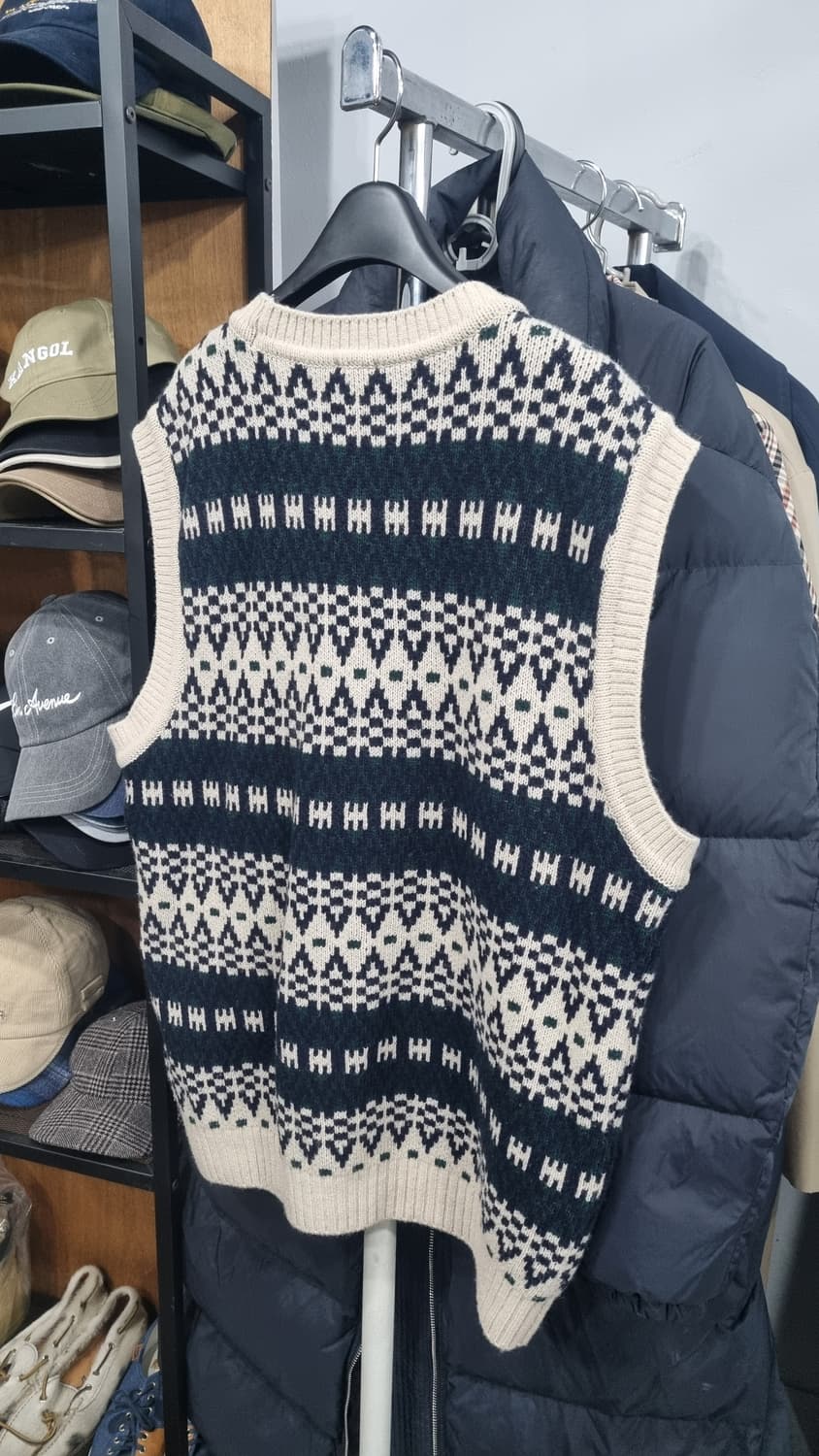 (지 이 크) 패턴 무늬 모혼방 남성 베스트 105  상태10/9 상품이미지3