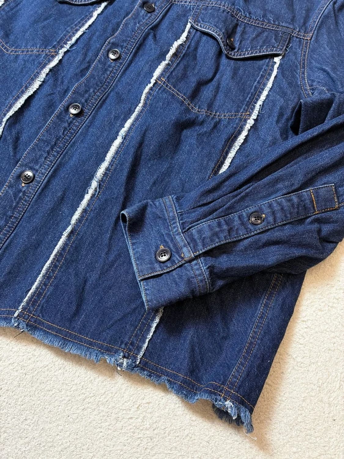 쿠어 COOR 절개 컷오프 크롭 데님셔츠 PN7447 상품이미지5