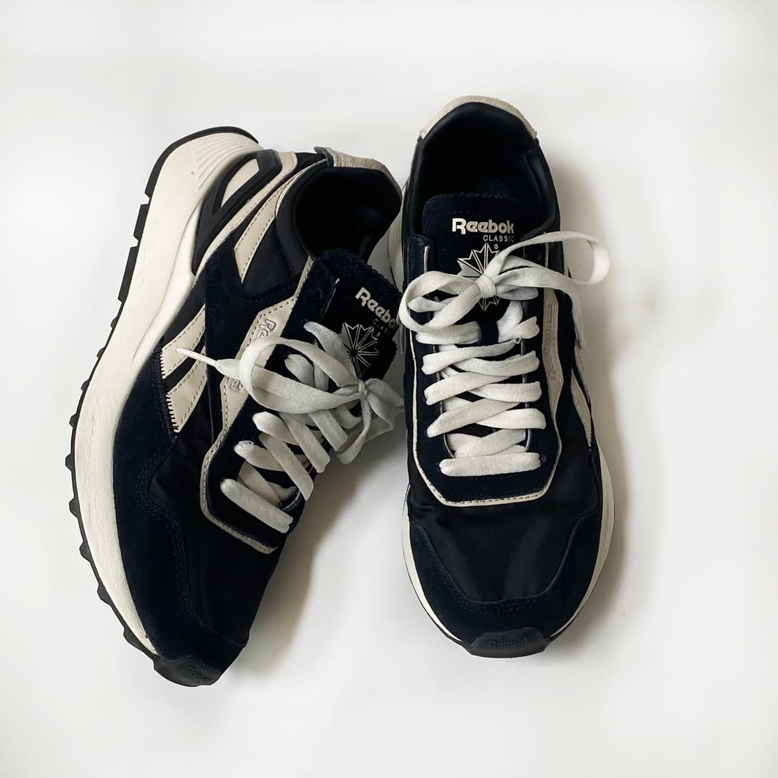 리복 클래식 레거시 az 스니커즈 255 상품이미지3