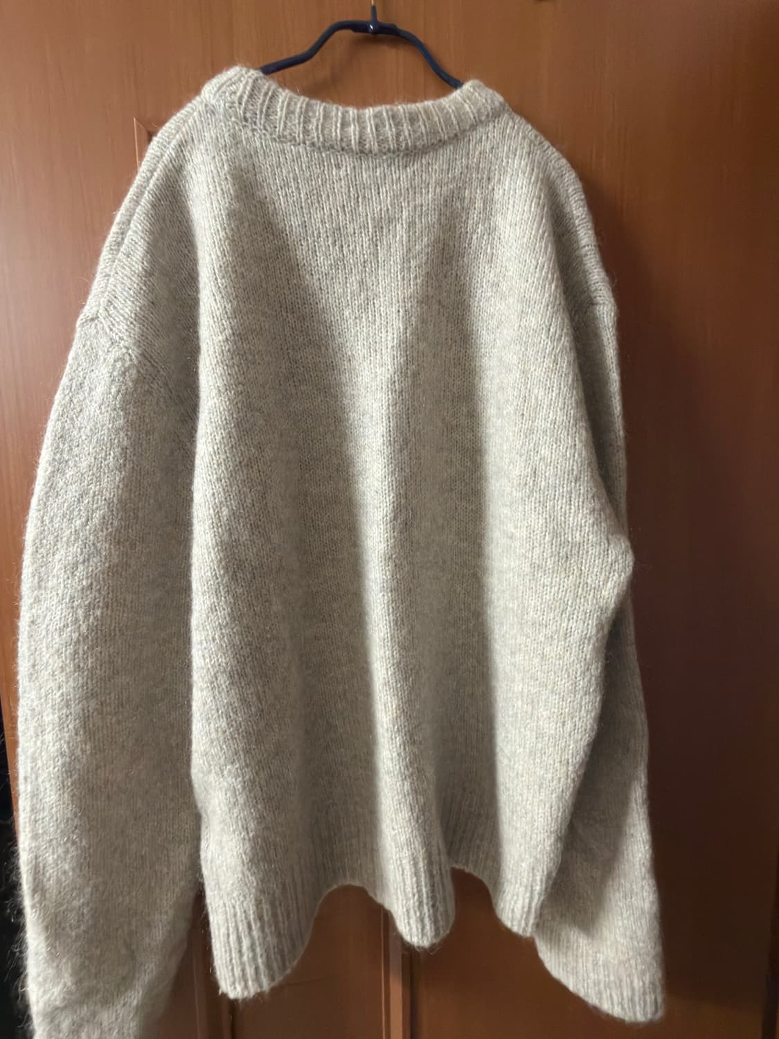 아모멘토 라운드넥 풀오버 니트 상품이미지2