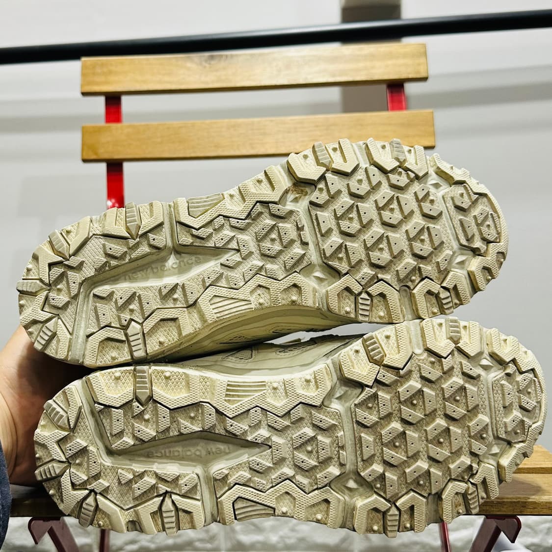 270) 뉴발란스 트레일화  남성 남자 운동화 410 아이보리 상품이미지6