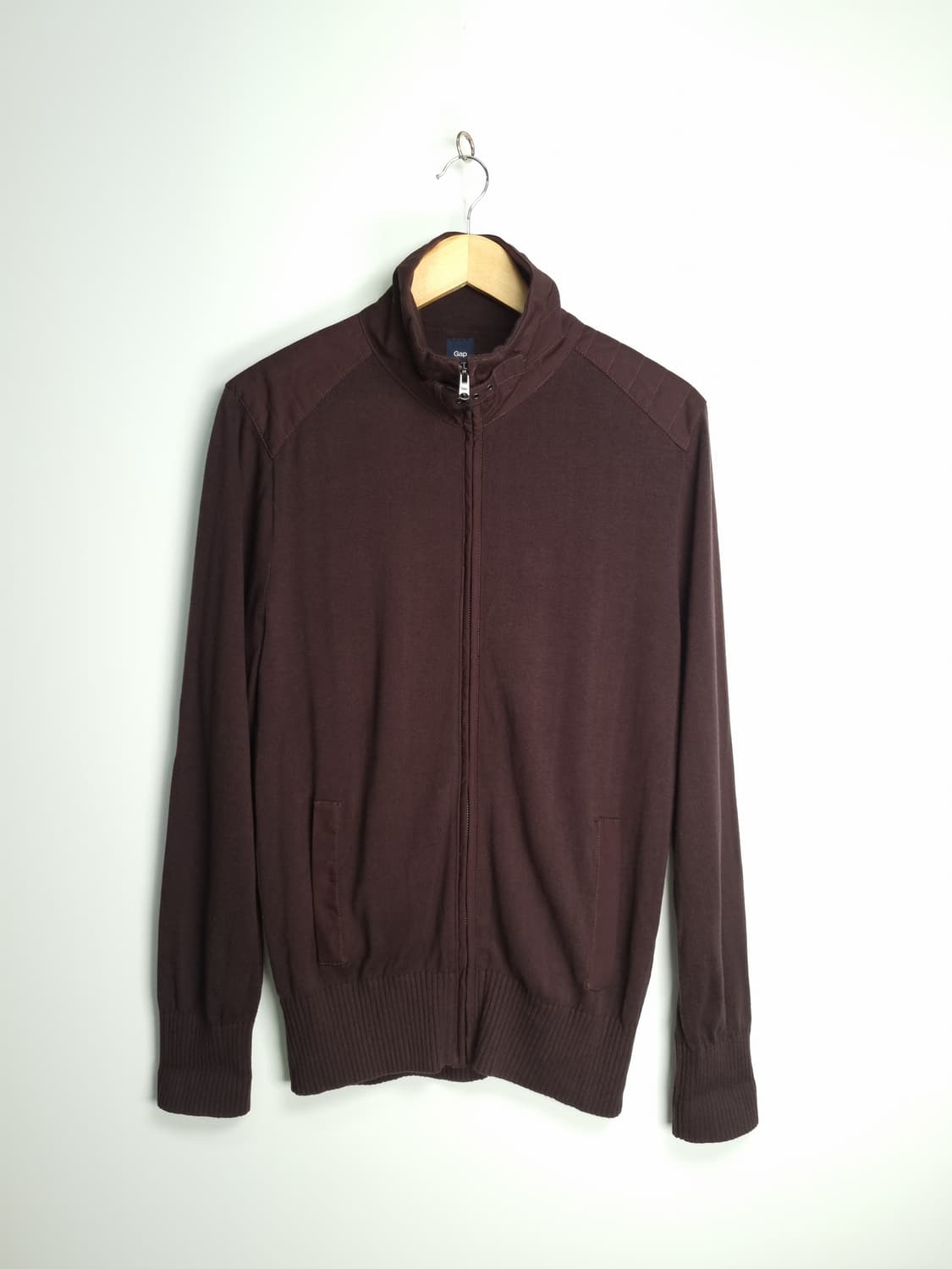 GAP 딥 브라운 버클드 풀집업 면니트 가디건 상품이미지1