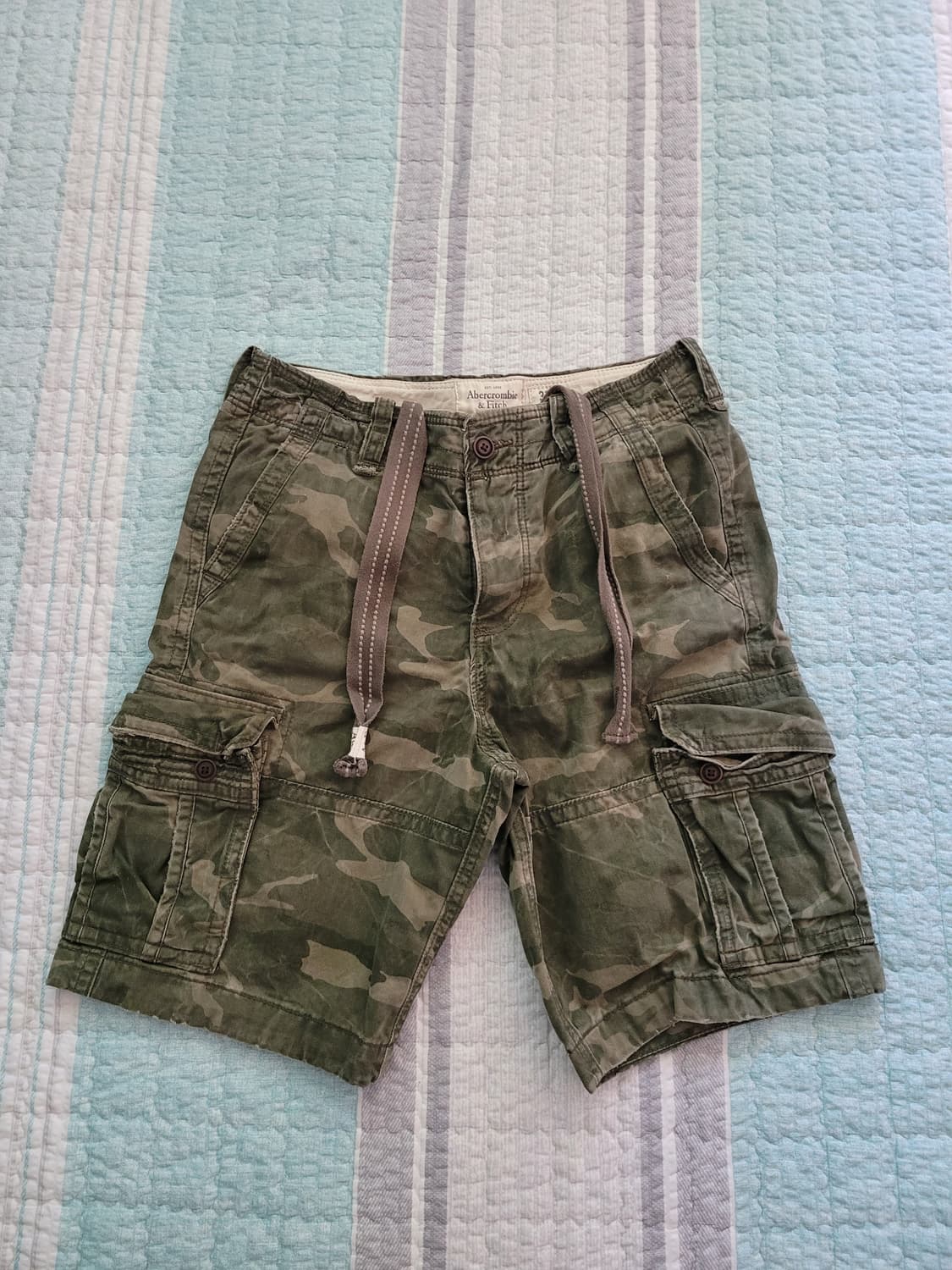 아베크롬비 밀리터리 빈티지 카모플라쥬 카고숏팬츠 탭31 실30사이즈 상품이미지1
