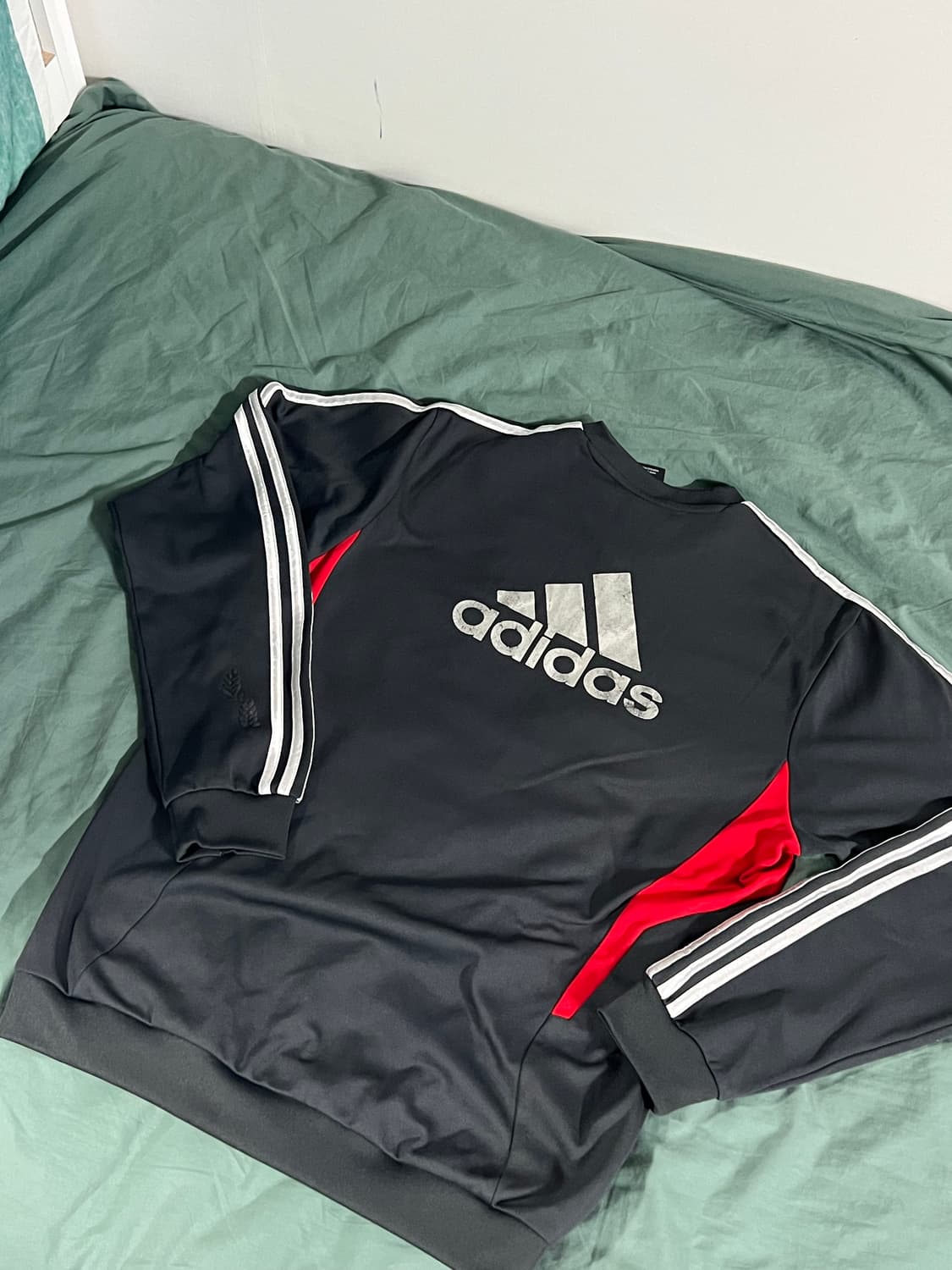 아디다스 리버풀 스웻셔츠 맨투맨 상품이미지1