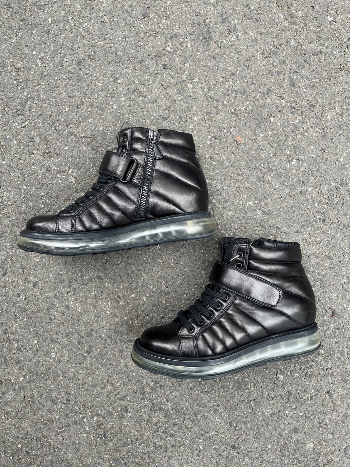 프라다 ‘levitate’ 퀼티드 웨지힐 하이탑 상품이미지2