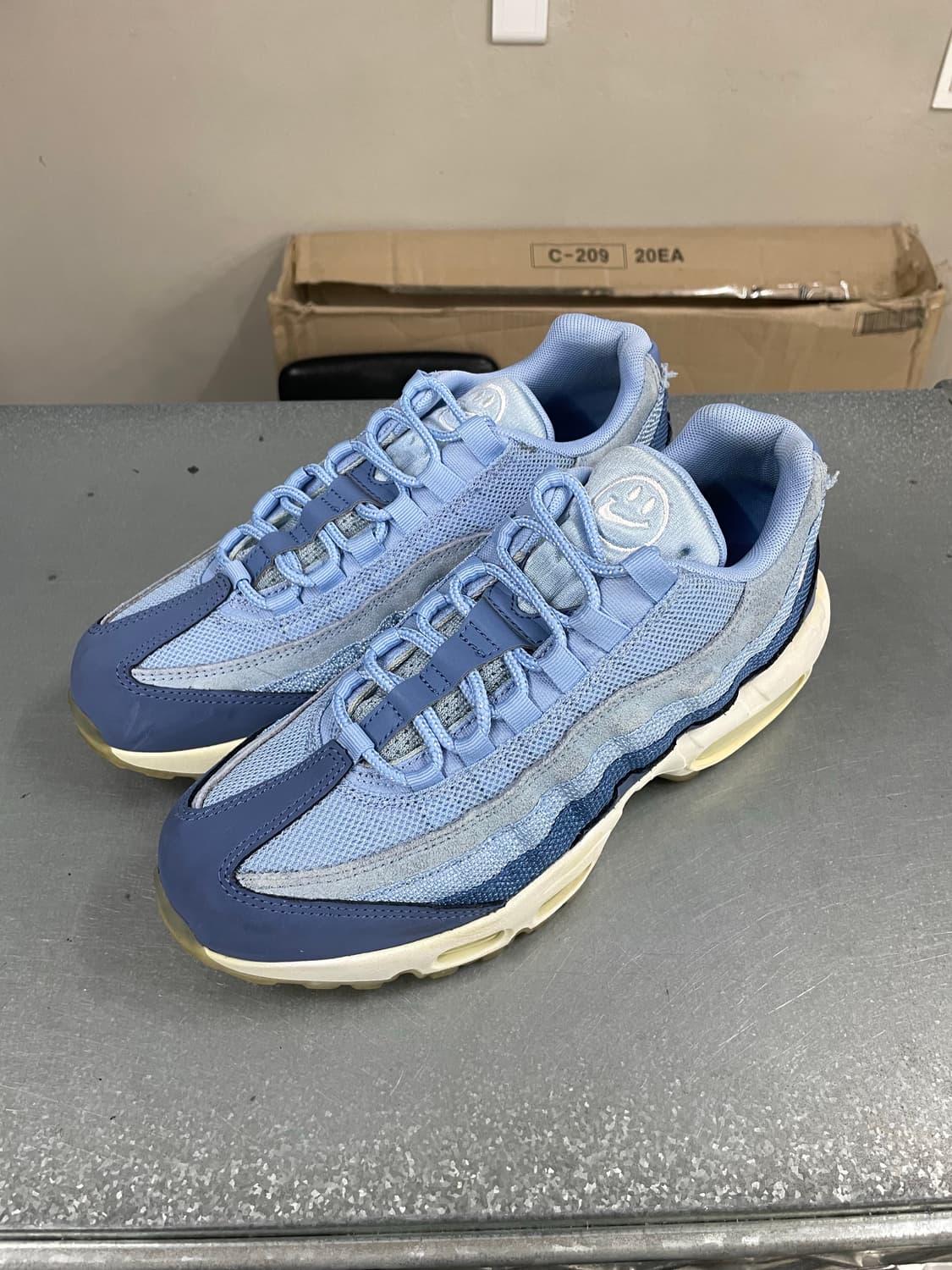 나이키 에어맥스 95 해브어나이키데이 255 상품이미지2