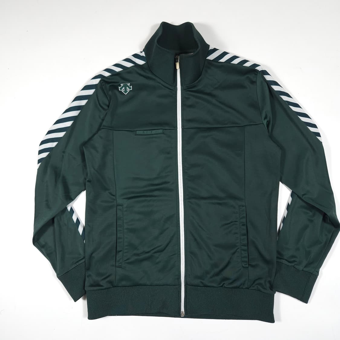 데상트 사이드라인 져지  상품이미지1