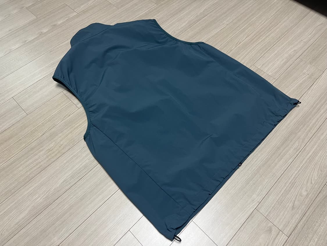 유니클로 윈드블럭 베스트 L 상품이미지2