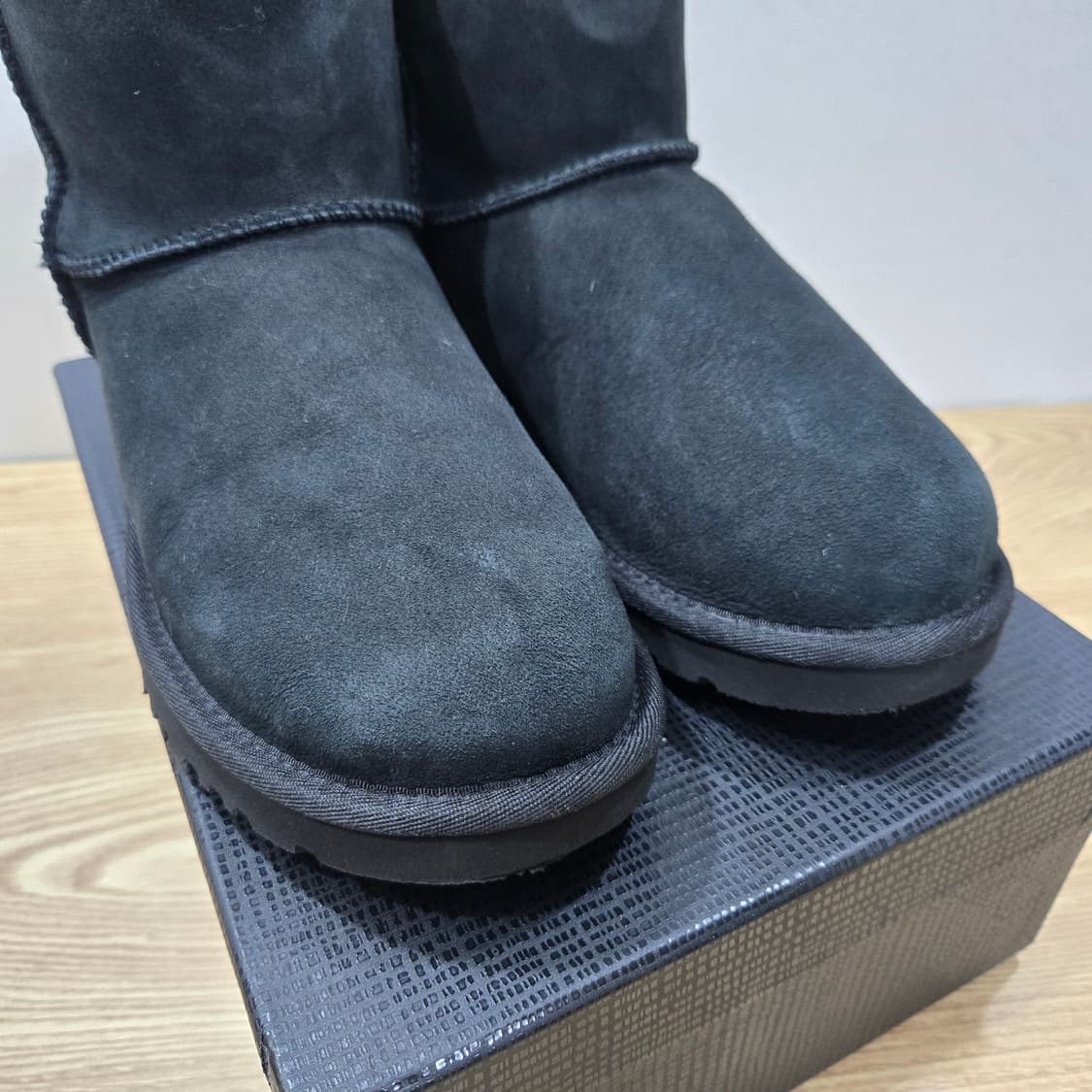 260 UGG 어그 남성용 클래식 미니 블랙  상품이미지5