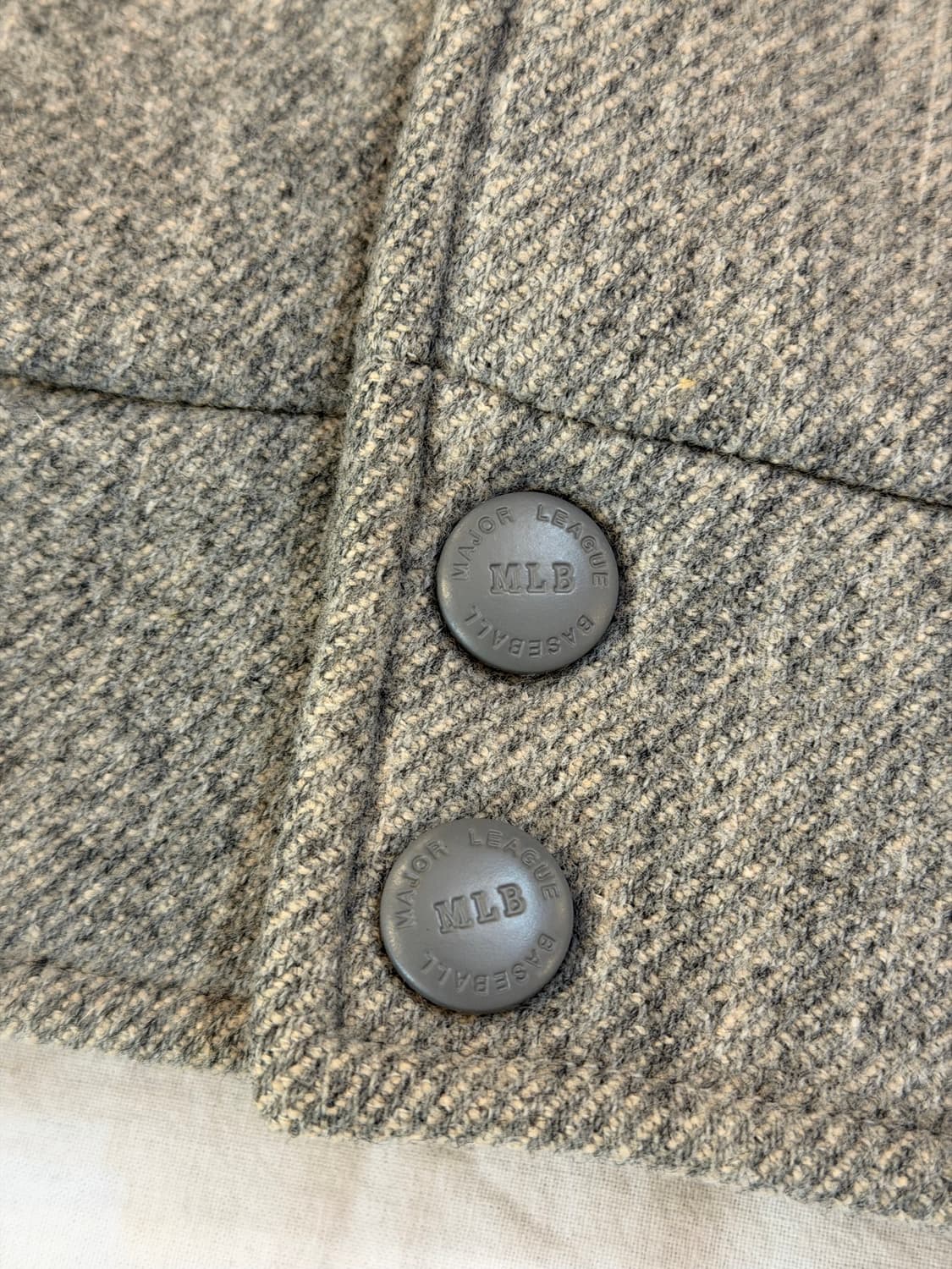 00s MLB 뉴욕 양키스 소가죽 바시티 자켓 그레이 블랙 상품이미지4