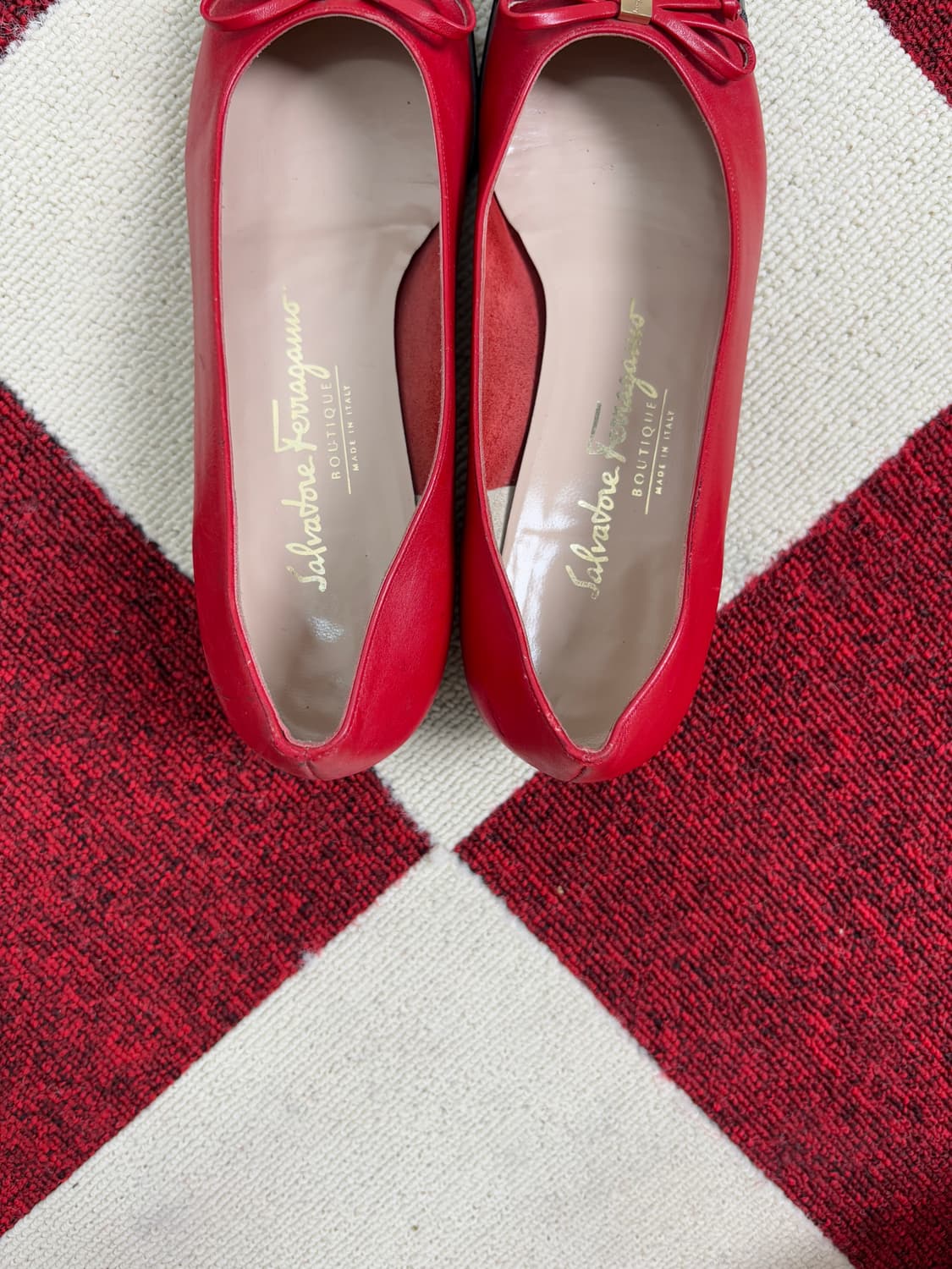 Salvatore Ferragamo Red Flat Shoes 상품이미지3
