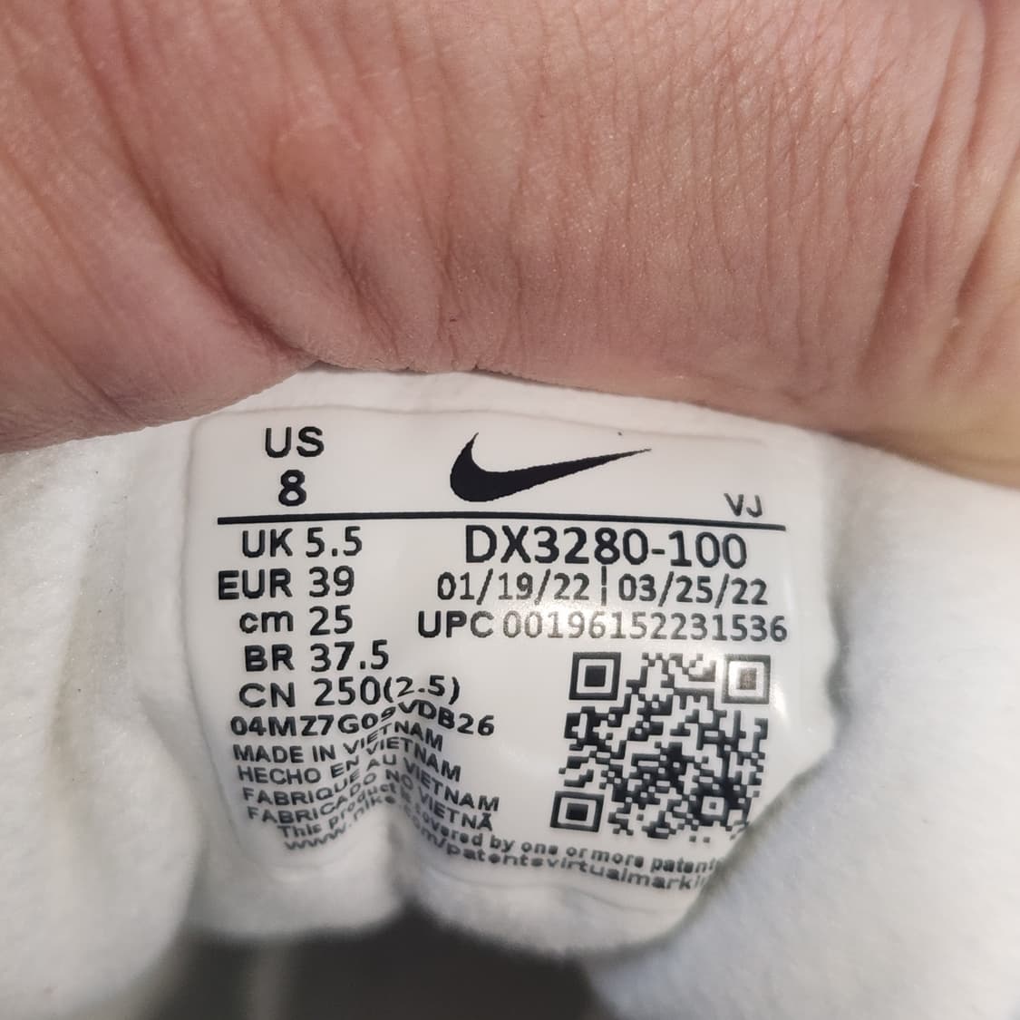 7w-18:나이키 우먼스 에어 맥스 90 퓨추라 SE 퓨어 플래티넘 상품이미지8