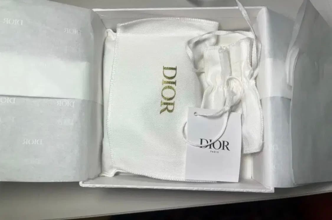 디올 아코디언 지갑 스카이블루 상품이미지4