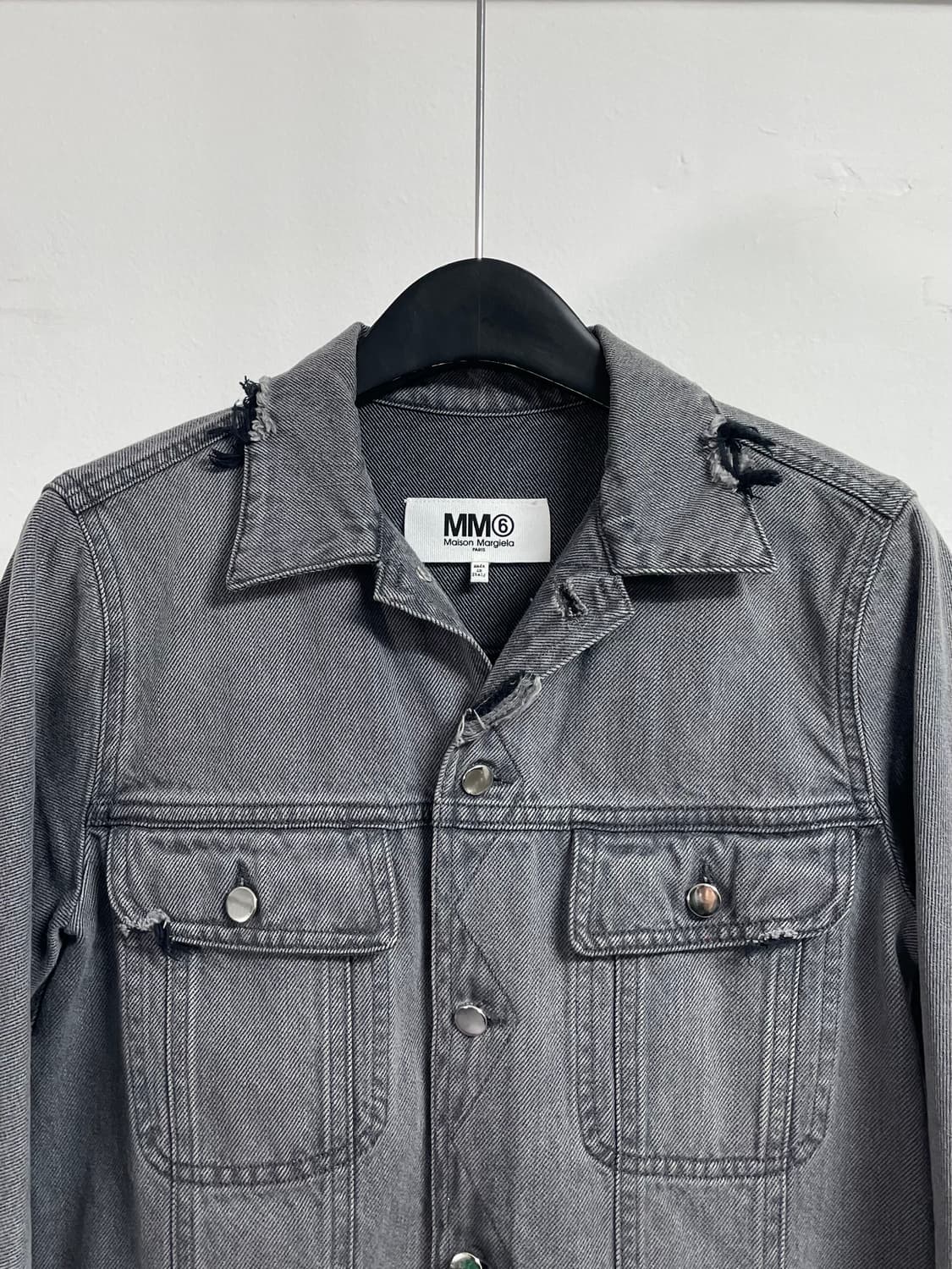 MM6 우먼스 그레이 롱 데님 셔츠 (on.613)   상품이미지2