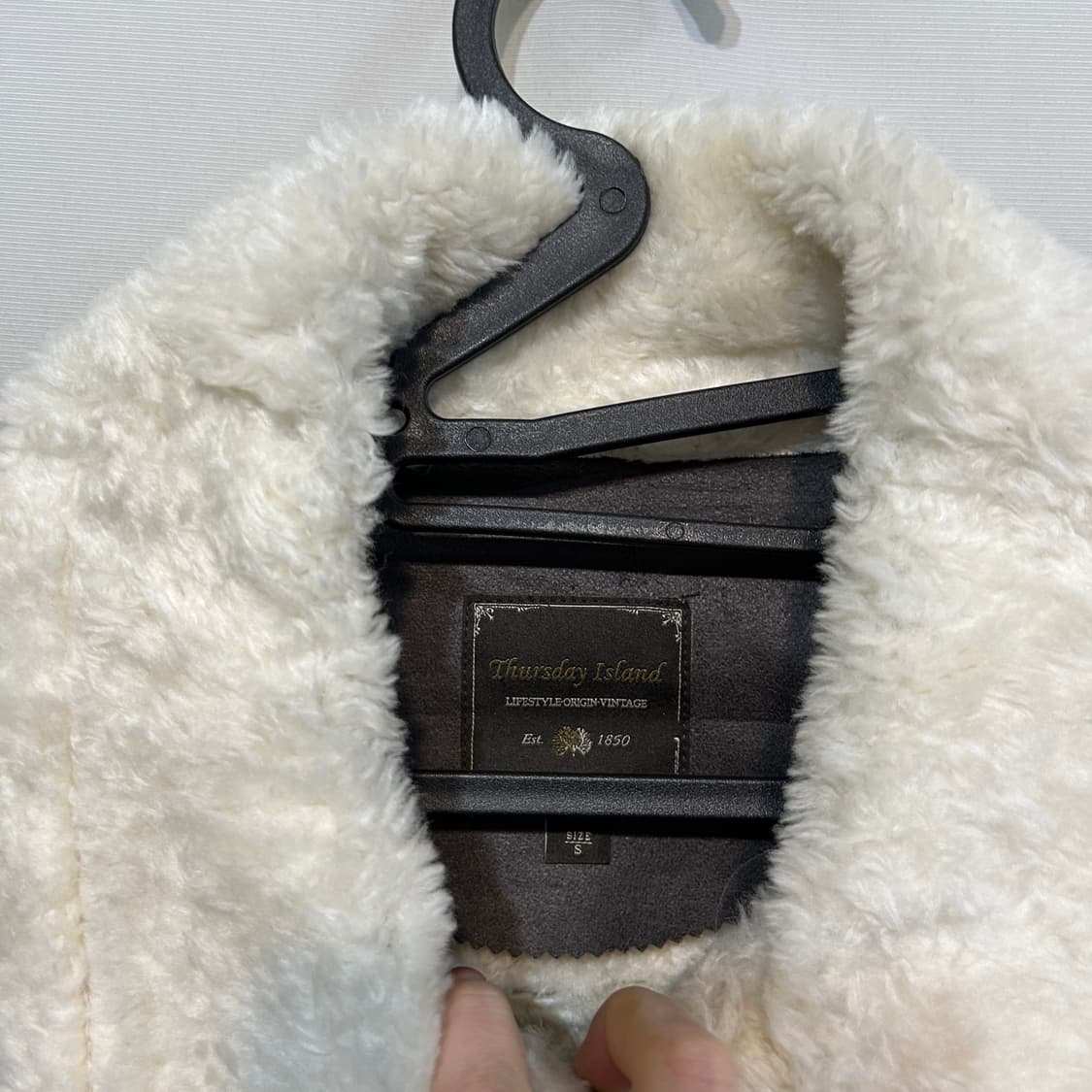 써스데이아일랜드 무스탕 55 상품이미지2