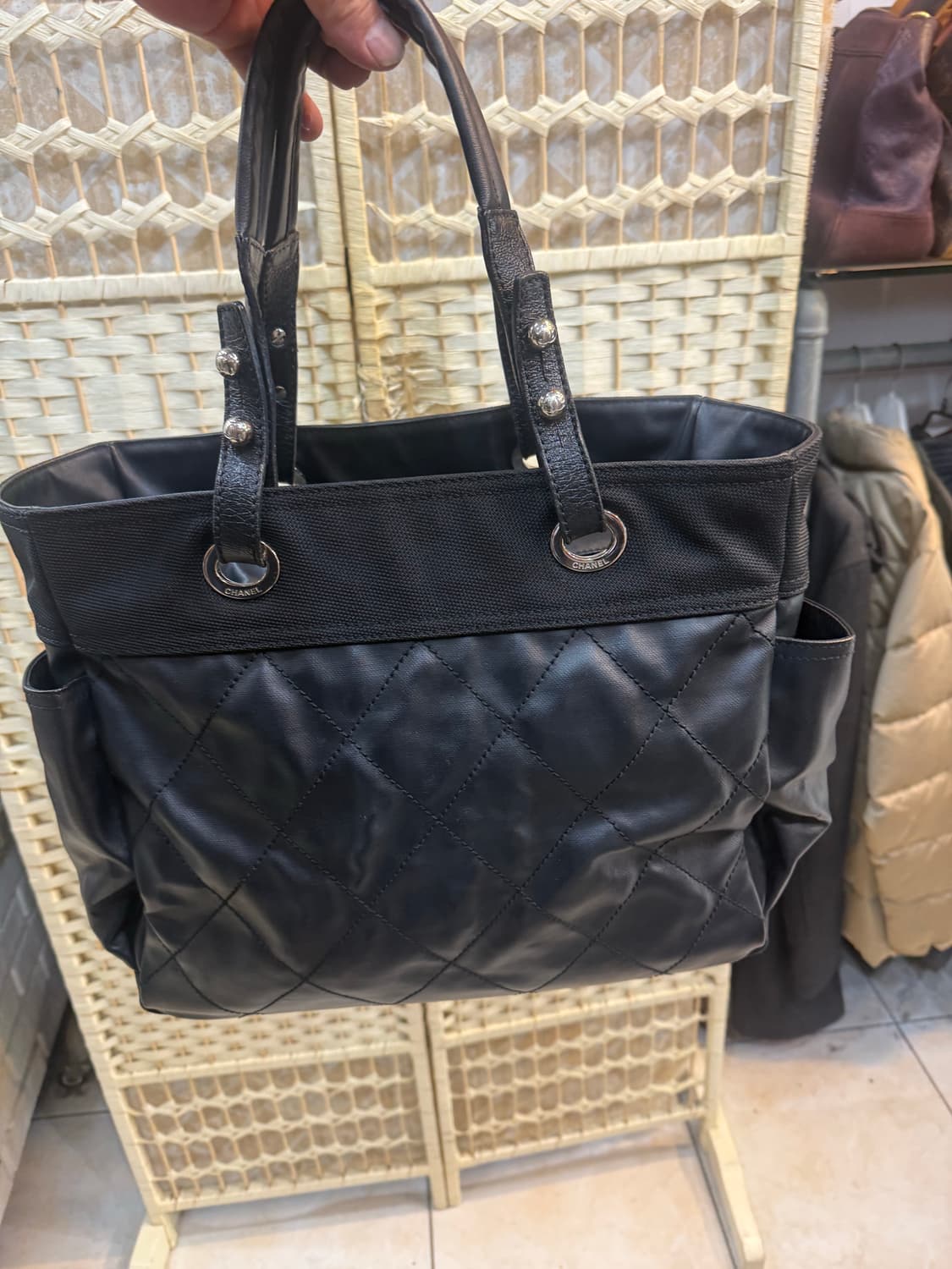 정품 샤넬 비아리츠 투포켓 라지 숄더백 팝니다 상품이미지3