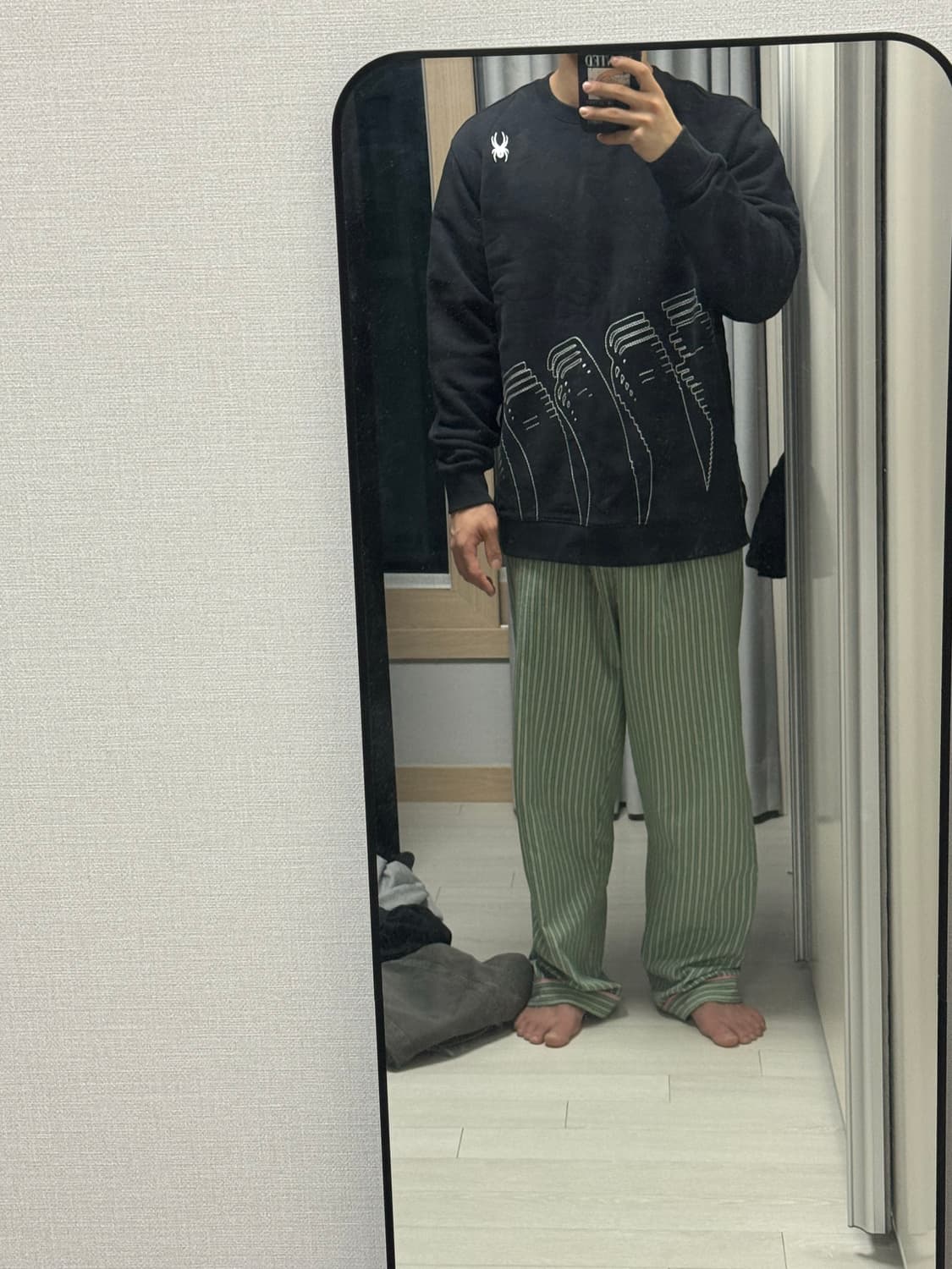 스파이더 맨투맨 블랙 L 상품이미지4