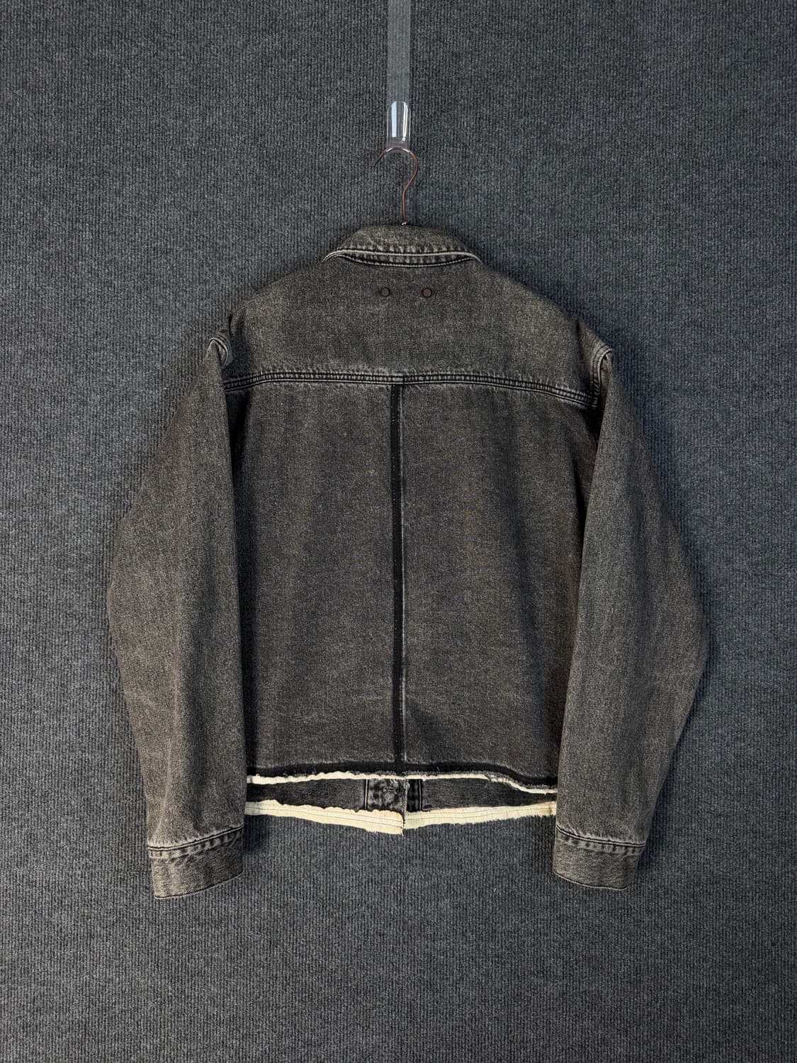 앤더슨벨 인사이드아웃 데님 트러커자켓 상품이미지2