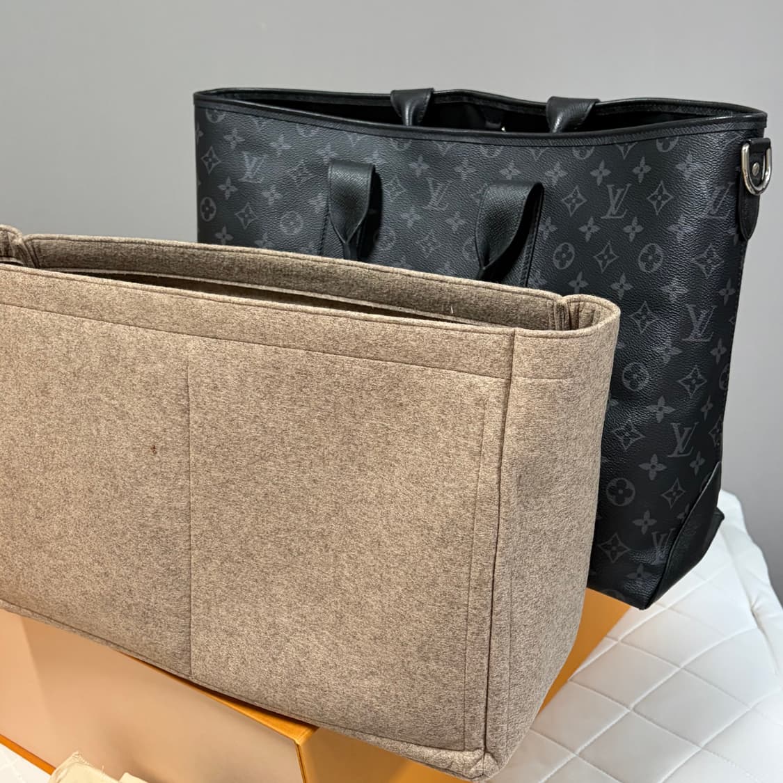 루이비통 위켄드 토트백 상품이미지10