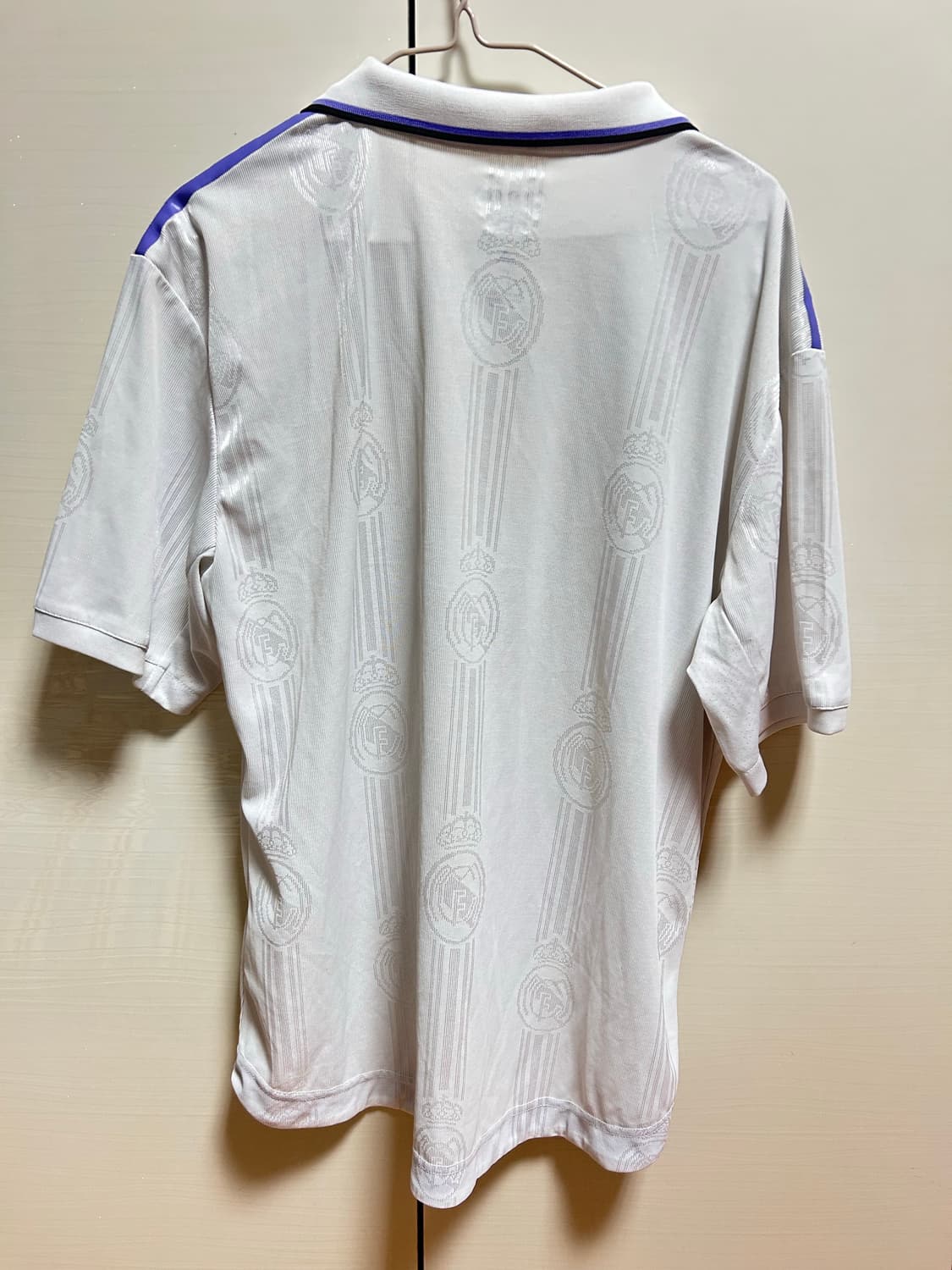 아디다스 레알 마드리드 120주년 유니폼 XL 상품이미지3