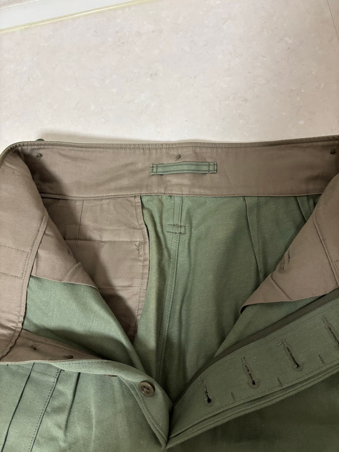 나이젤카본 올리브 팬츠 30 상품이미지3