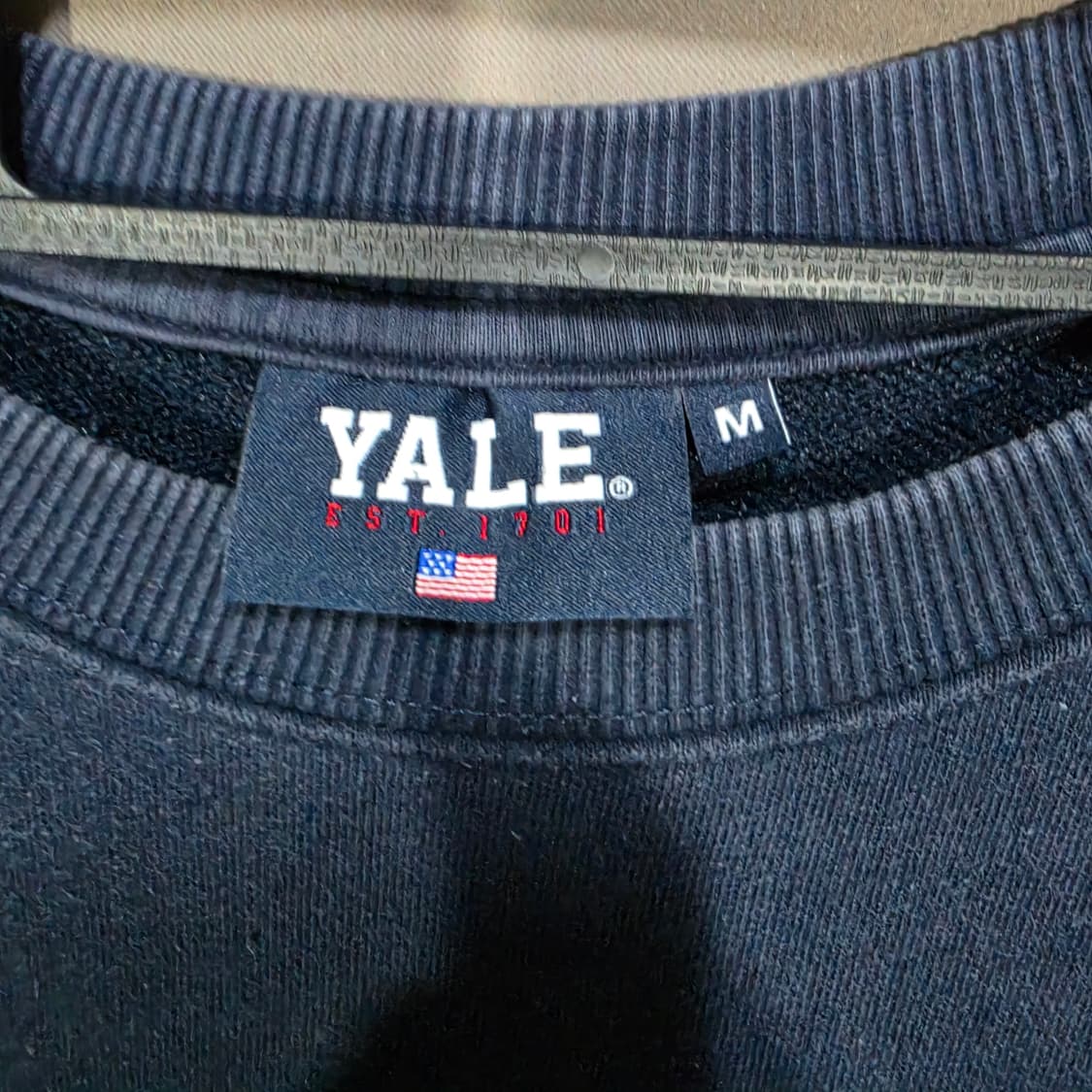 YALE 예일대학교 풋볼 맨투맨 네이비 상품이미지2