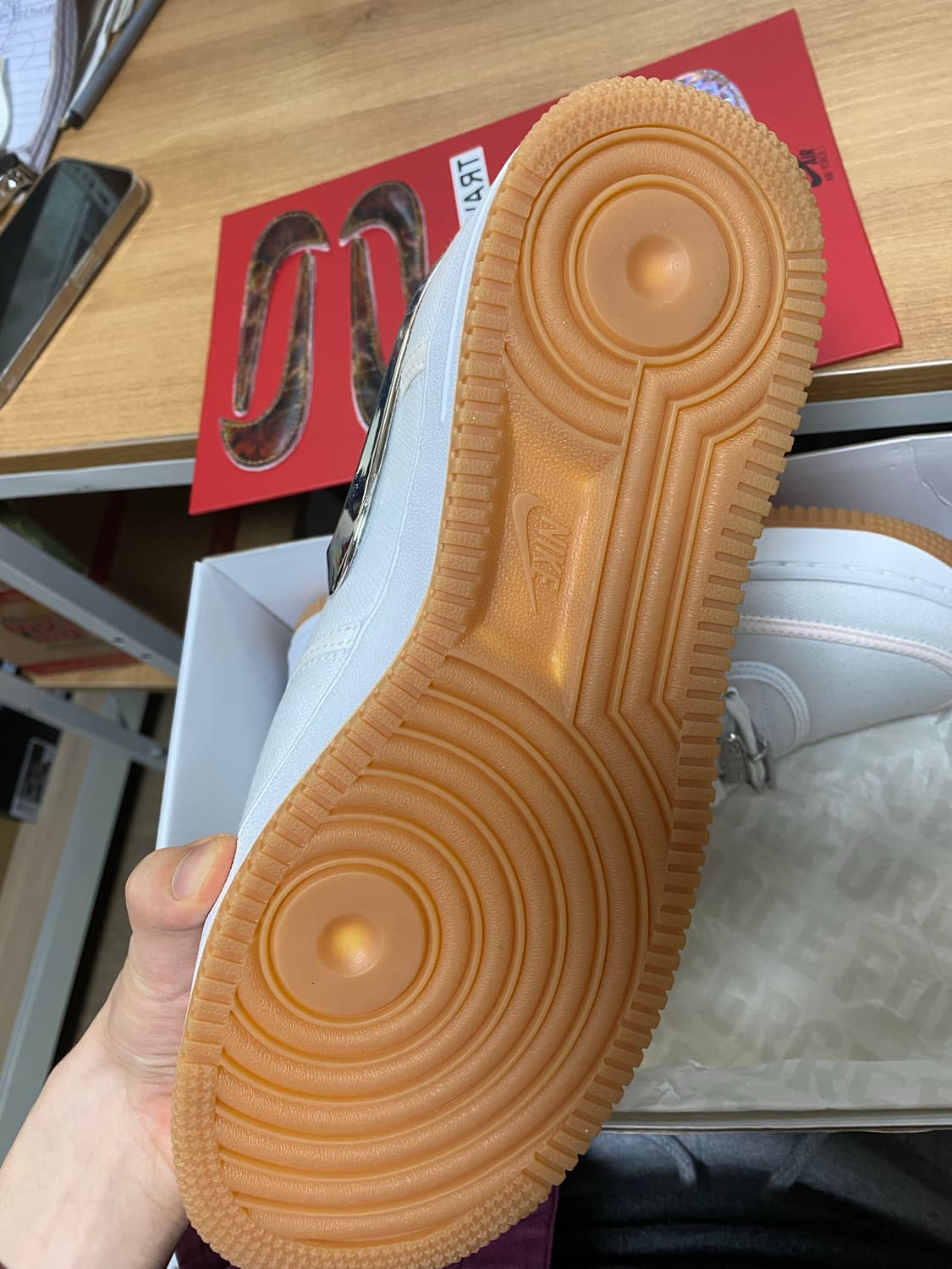 나이키 트래비스 스캇 에어포스1 로우 화이트 상품이미지5