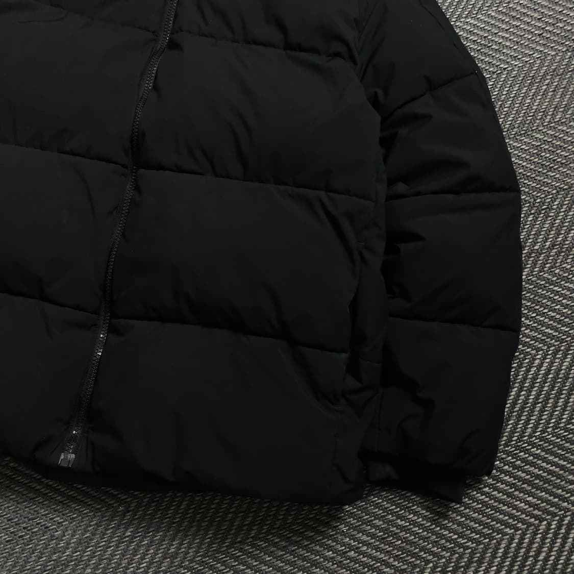 리복 박시핏 다운 푸퍼 패딩 블랙y 4528 상품이미지3