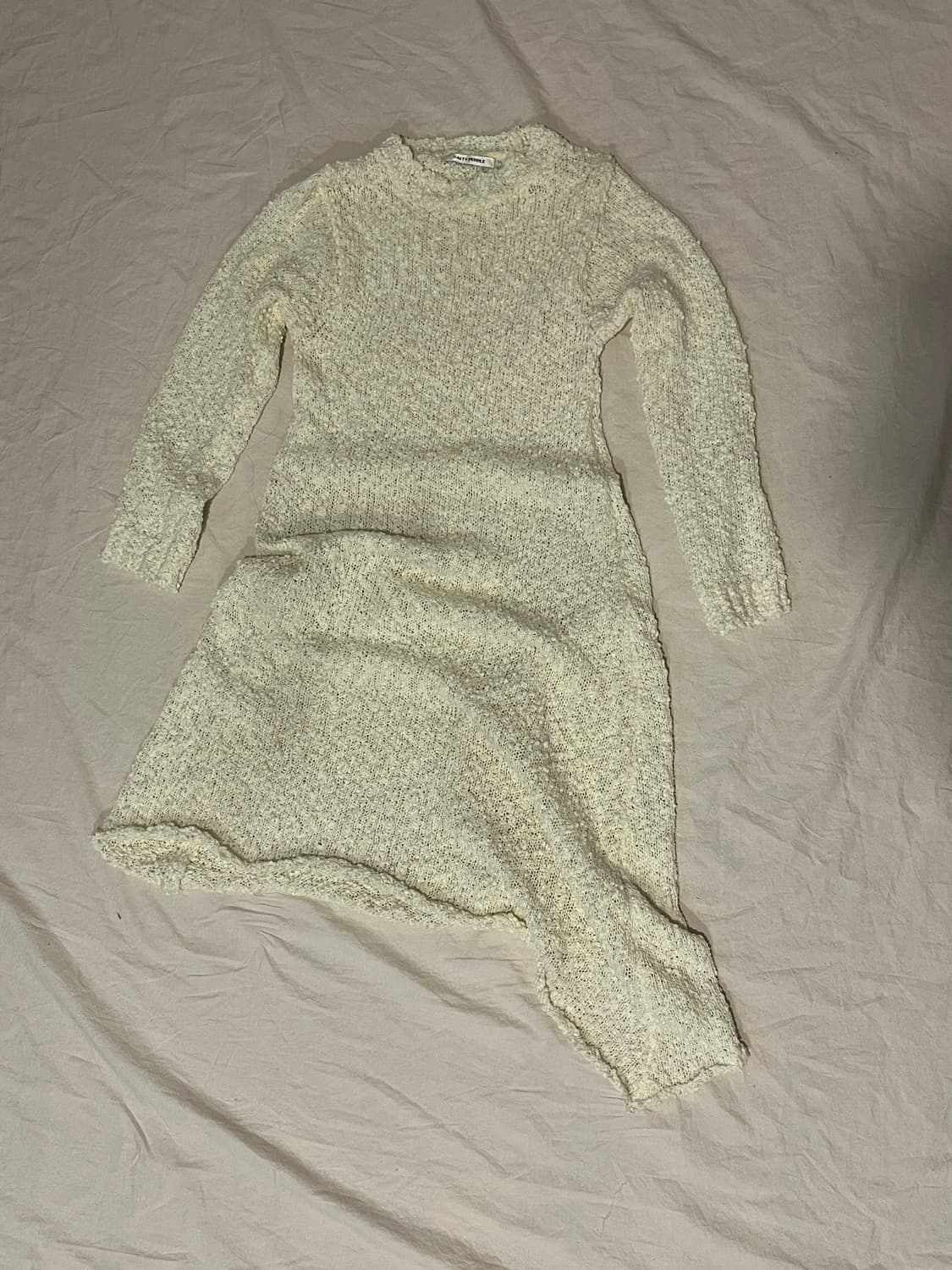 솔티페블 카우벨 니트 원피스 상품이미지2