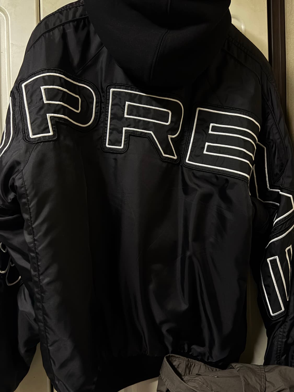 슈프림 후드 스타디움 자켓 블랙 24ss L 팝니다 상품이미지3