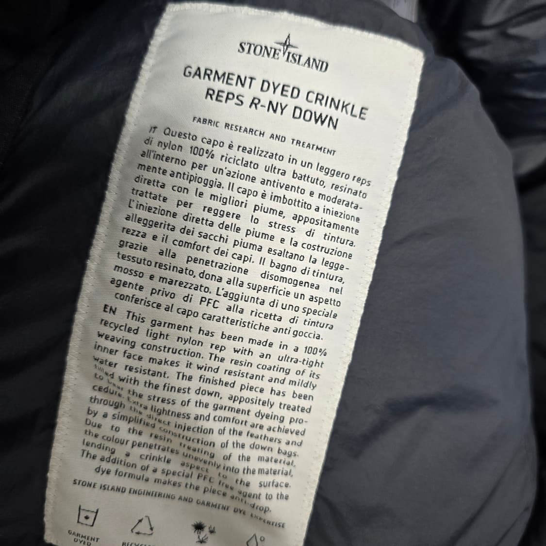 24fw 스톤아일랜드 크링클랩스 패딩 블랙 xxl사이즈 110 판매 상품이미지4