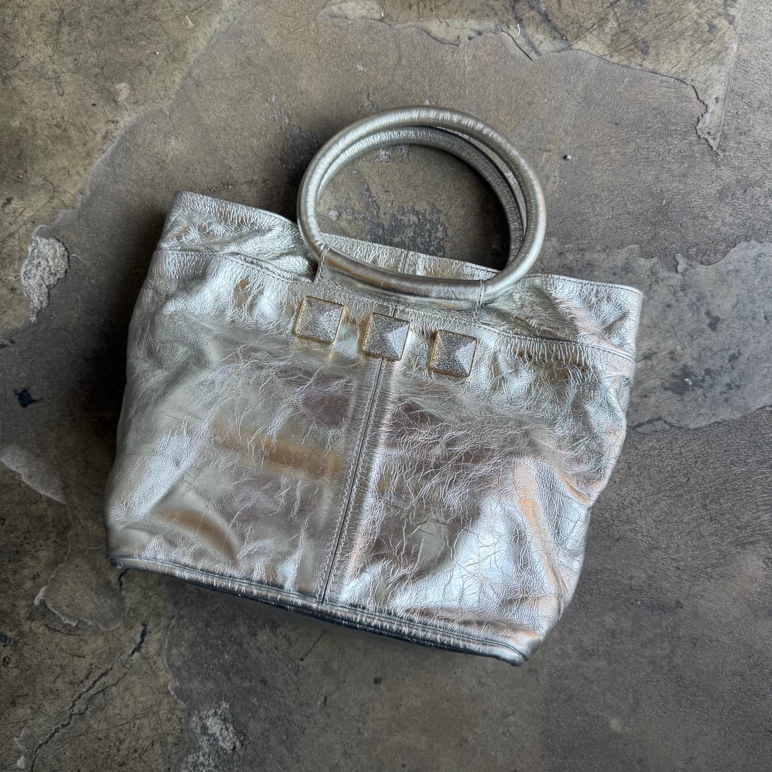 마크제이콥스 실버 링핸들 토트백 상품이미지1